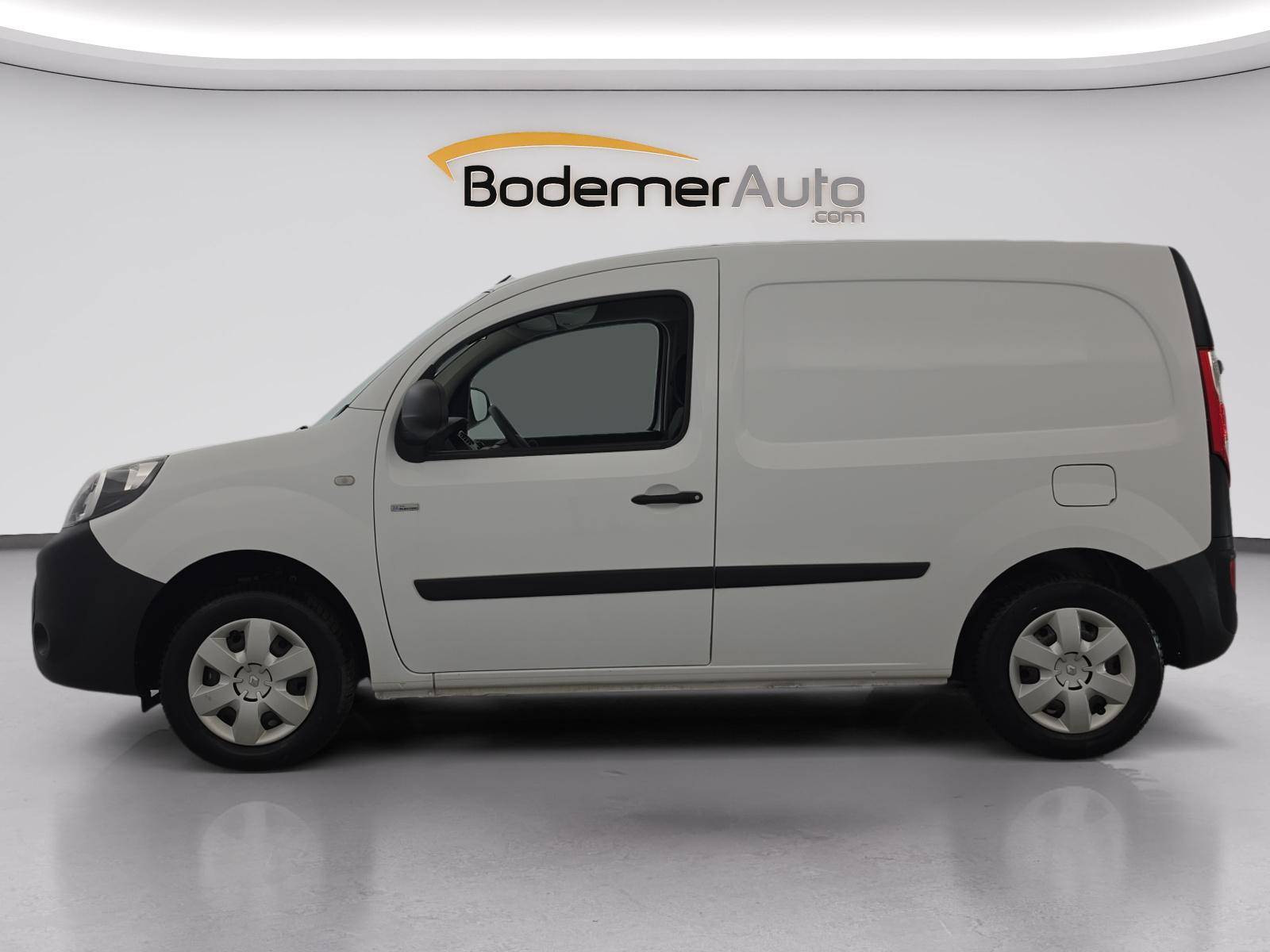 Vente en ligne Renault Kangoo Electrique KANGOO Z.E. 33 au prix de 13 990 €