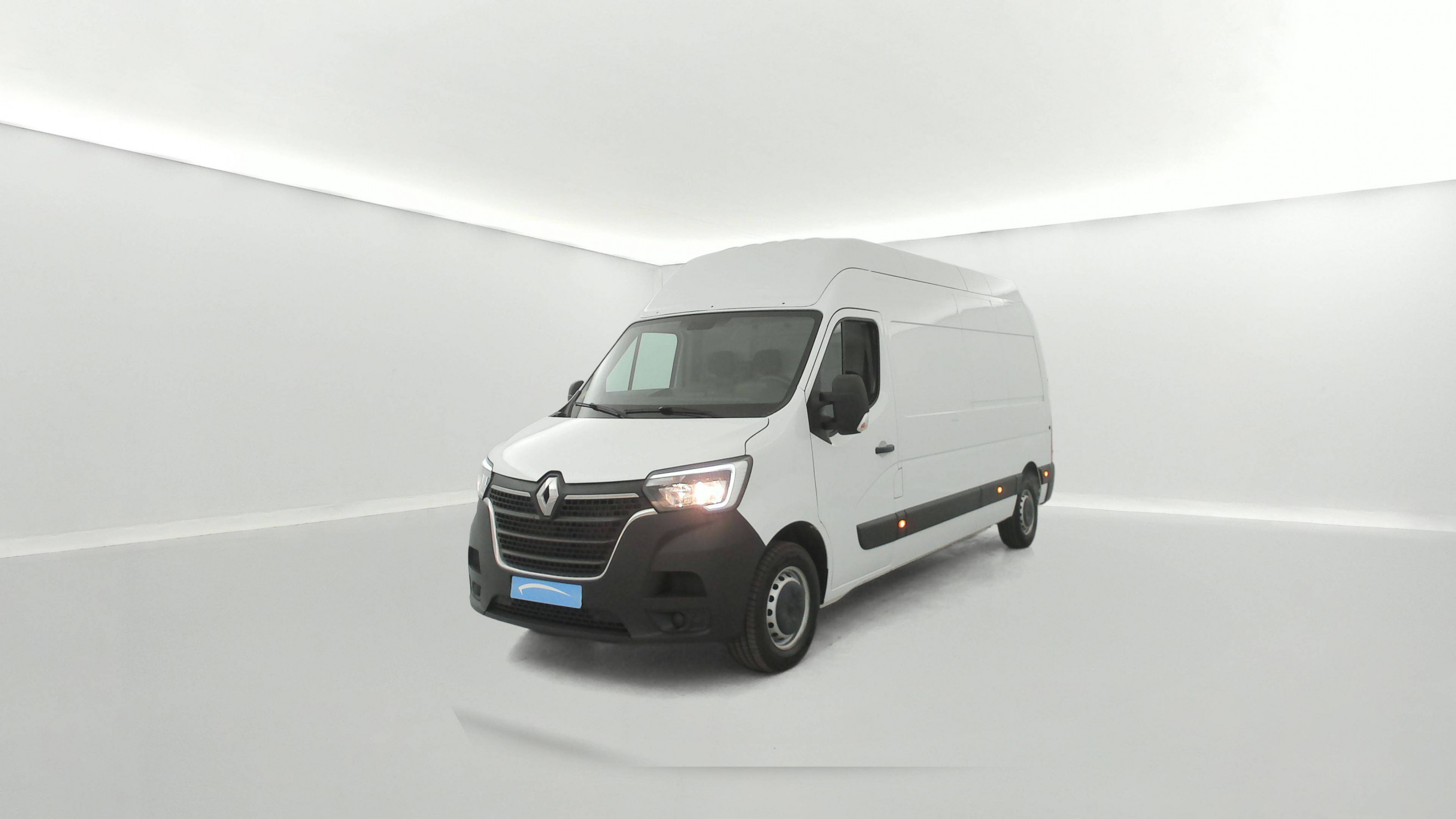 Renault Master Fourgon MASTER FGN TRAC F3500 L3H3 BLUE DCI 135 occasion de 2024 en vente à Saint-Lô