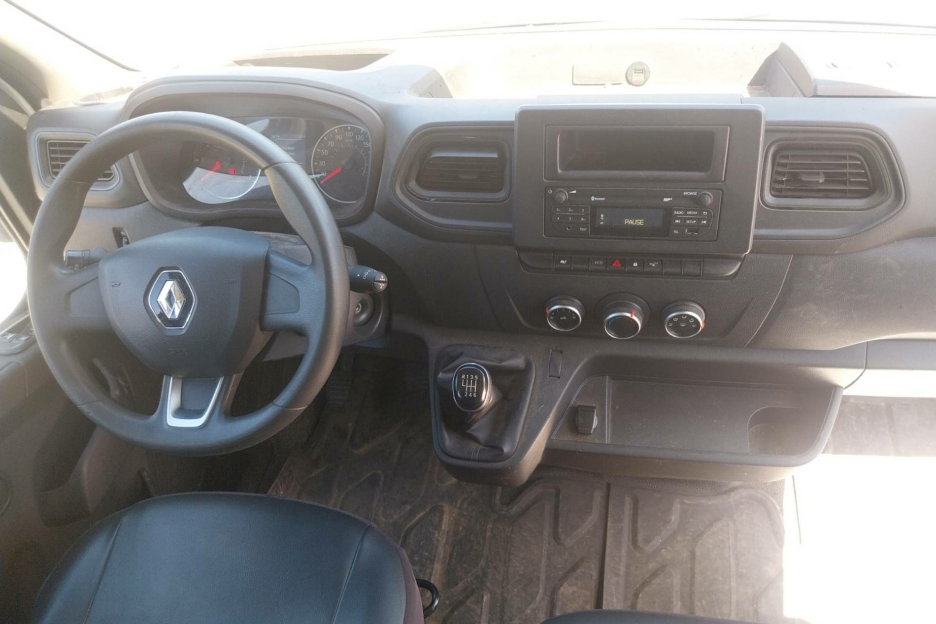 Vente en ligne Renault Master Fourgon MASTER CA TRAC F3500 L3H2 BLUE DCI 135 au prix de 24 990 €