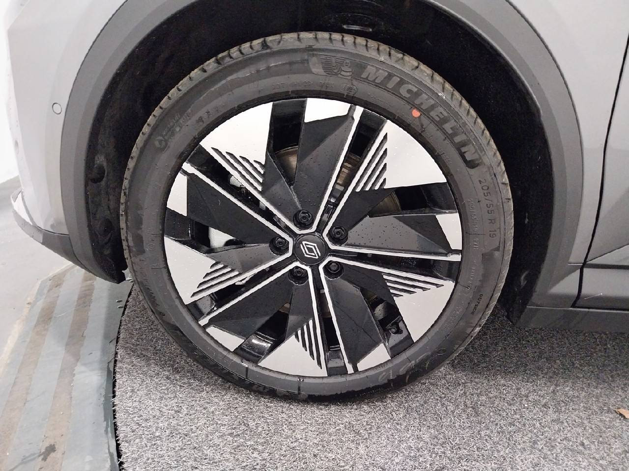 Vente en ligne Renault Scenic E-Tech  220 ch grande autonomie au prix de 43 500 €