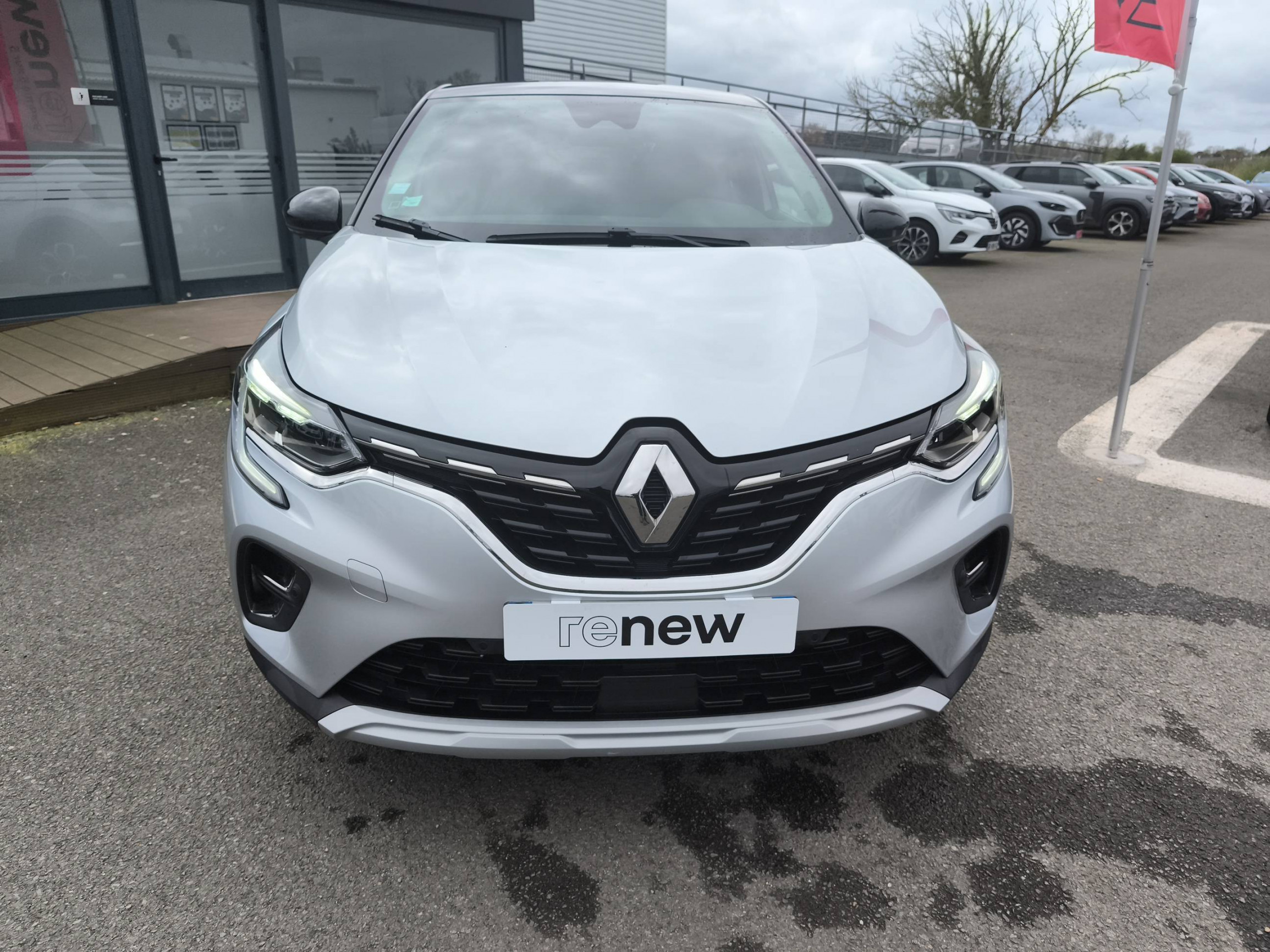 Vente en ligne Renault Captur  TCe 130 EDC FAP au prix de 17 490 €