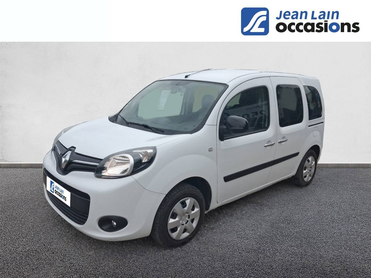Vente en ligne RENAULT KANGOO Kangoo Blue dCi 115 Business de 2019 au prix de 16 974 €