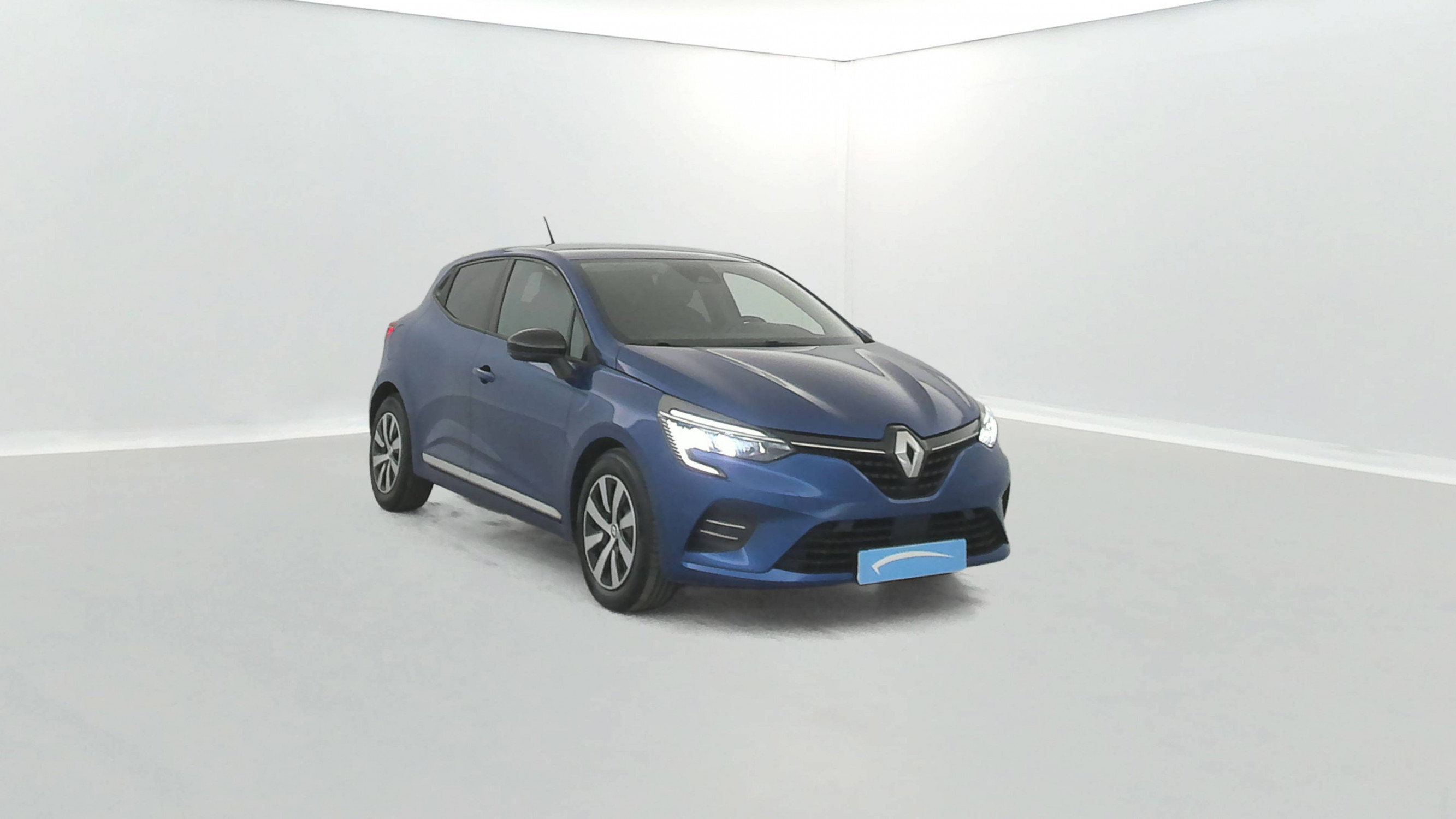 Vente en ligne Renault Clio 5 Clio TCe 90 au prix de 14 230 €