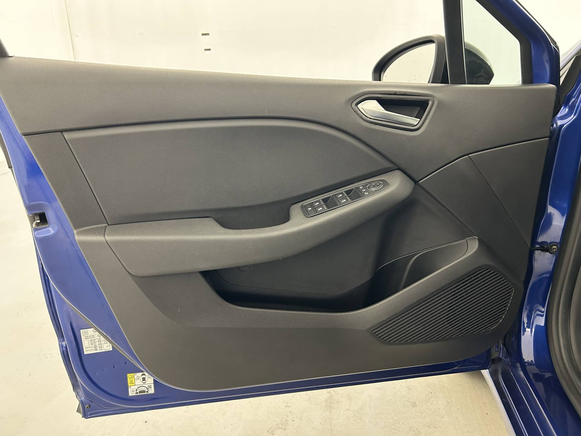 Vente en ligne Renault Clio 5 Clio TCe 90 au prix de 15 290 €