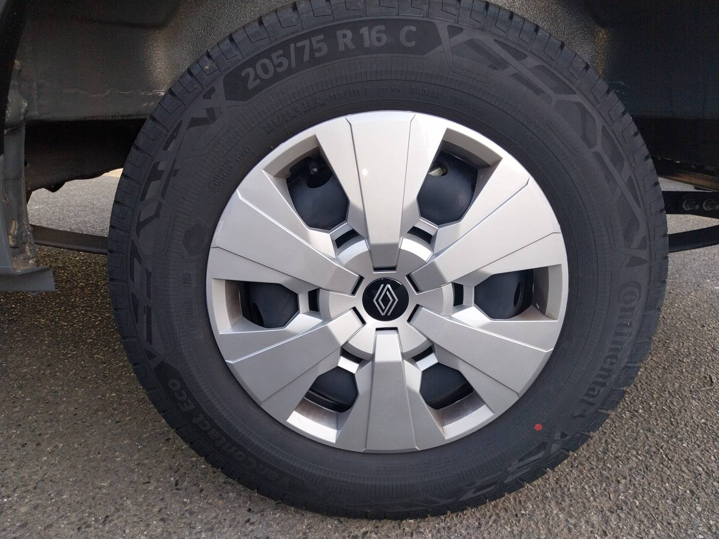 Vente en ligne Renault Master Fourgon MASTER FG BLUE DCI 170 L2H2 3T5 TR AUTO au prix de 61 800 €