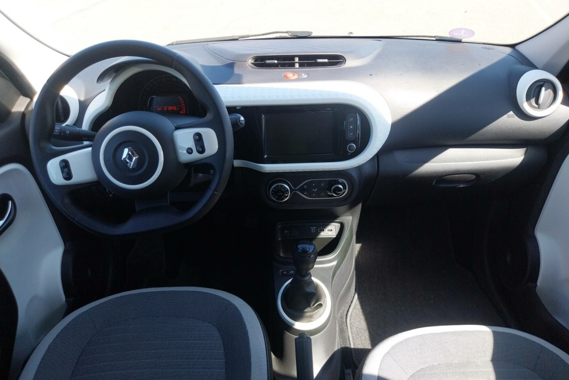 Vente en ligne Renault Twingo 3  SCe 65 au prix de 11 991 €