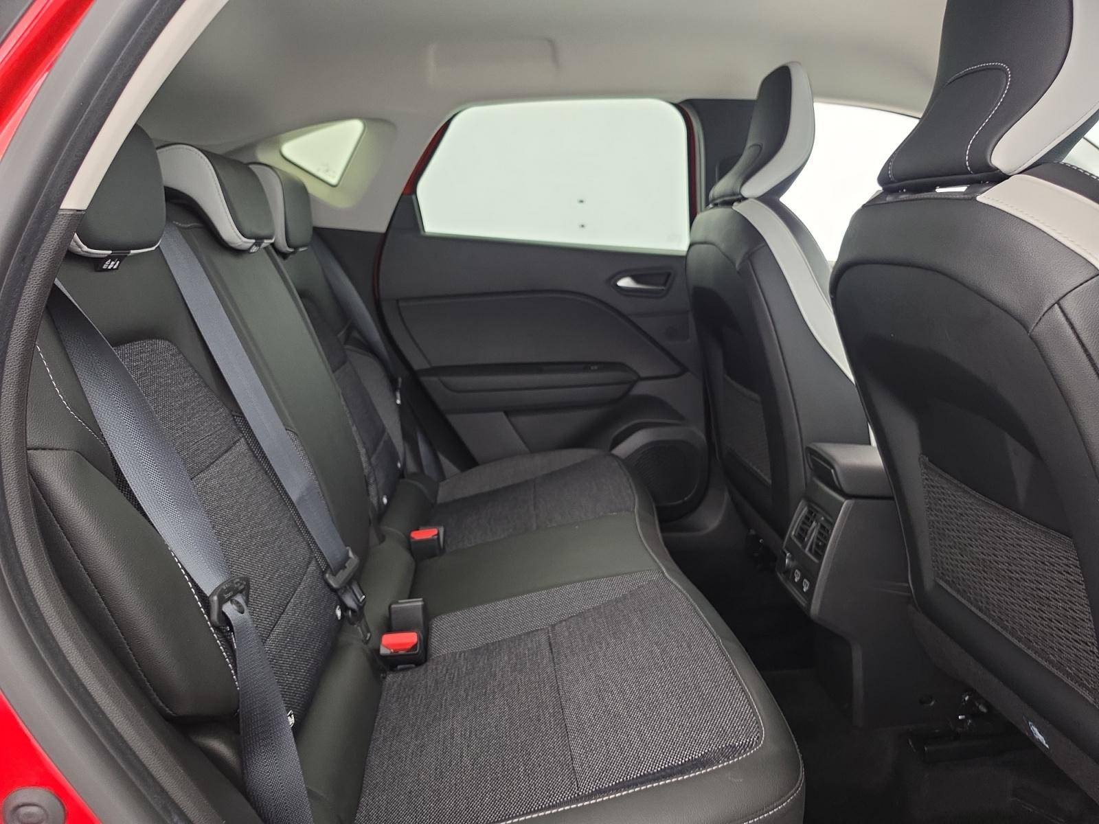 Vente en ligne Renault Captur  mild hybrid 140 au prix de 18 900 €