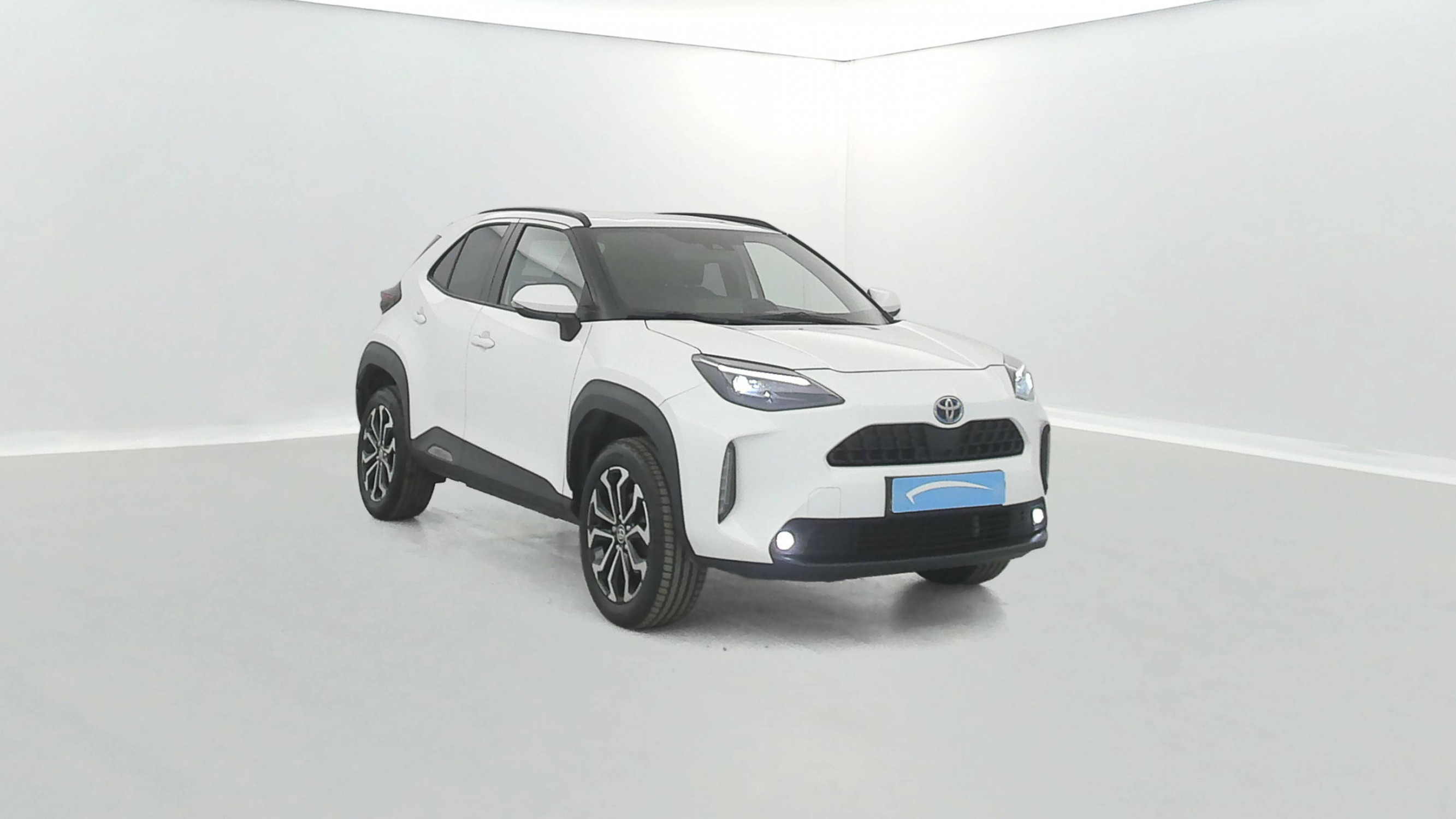 Vente en ligne Toyota Yaris Cross  116h 2WD au prix de 21 790 €