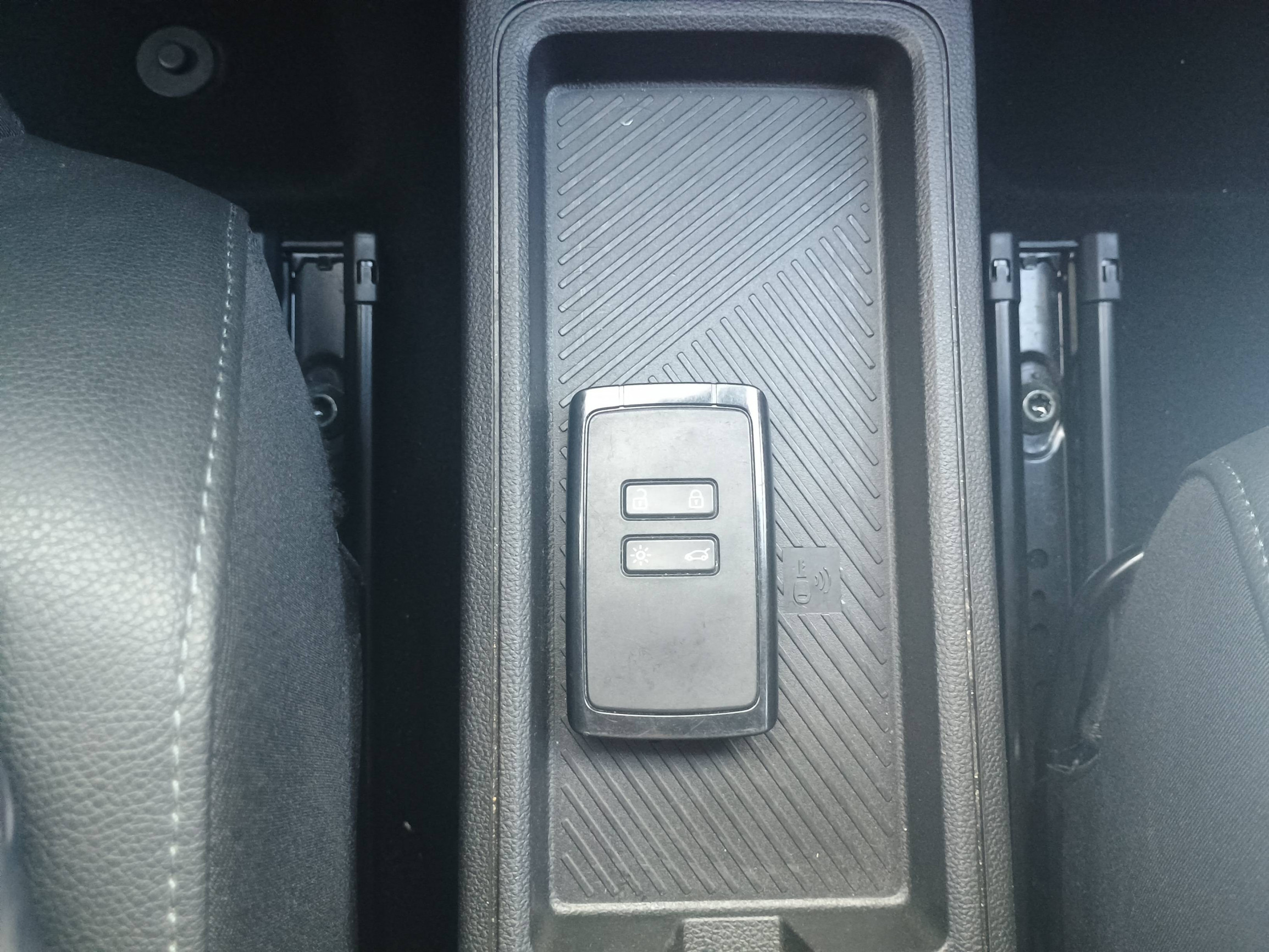 Vente en ligne Nissan Micra Electrique 40kWh 120ch au prix de 25 390 €