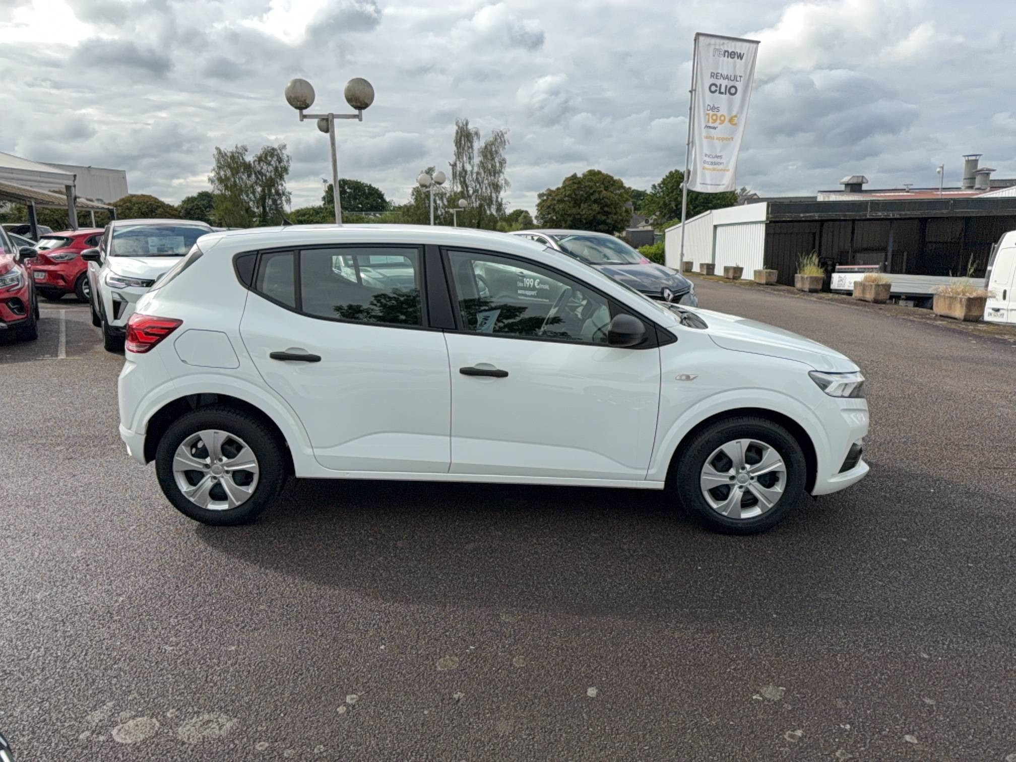 Vente en ligne Dacia Sandero  ECO-G 100 au prix de 12 990 €