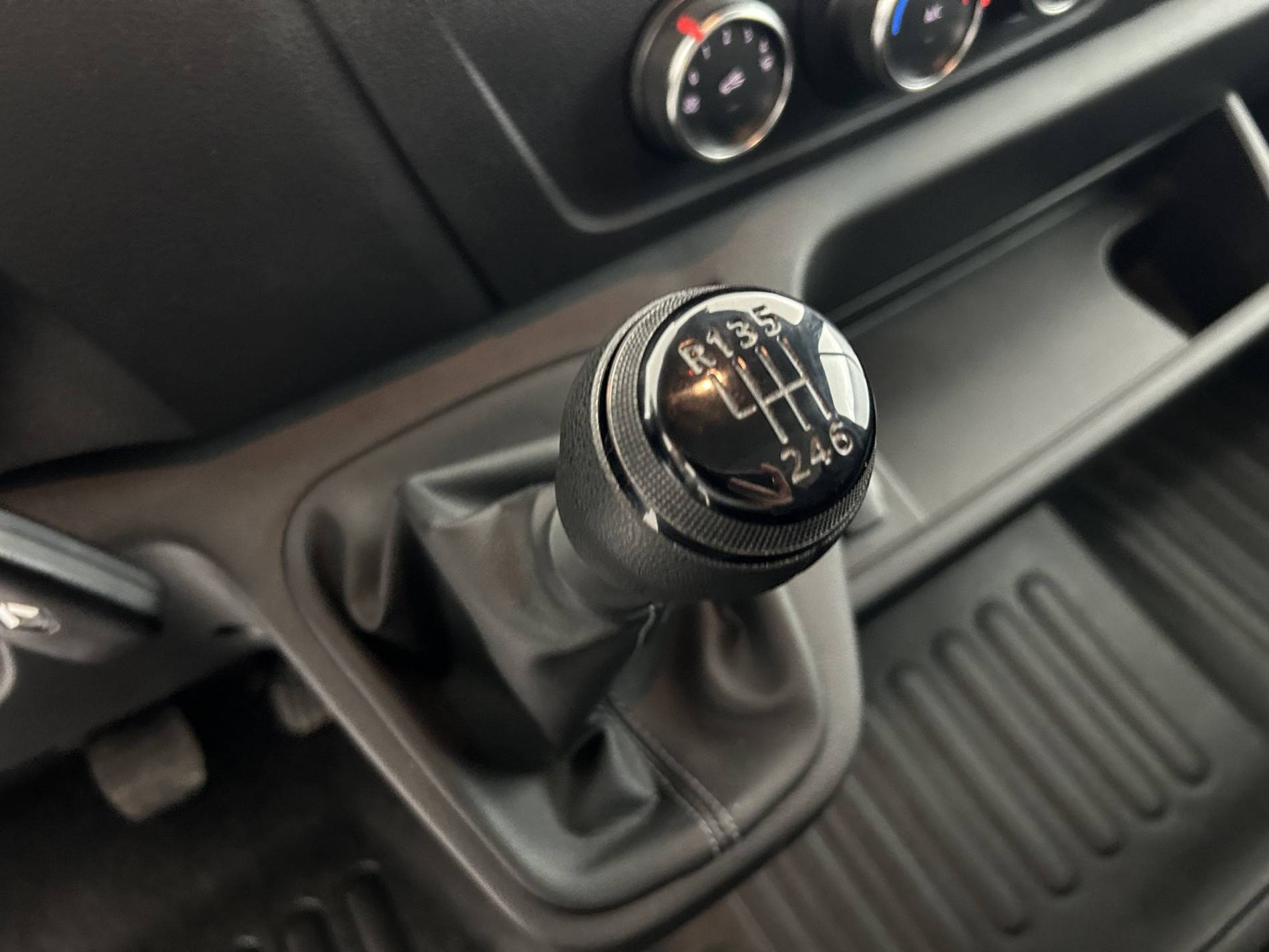 Vente en ligne Renault Master Fourgon MASTER FGN TRAC F3500 L2H2 BLUE DCI 135 au prix de 24 990 €