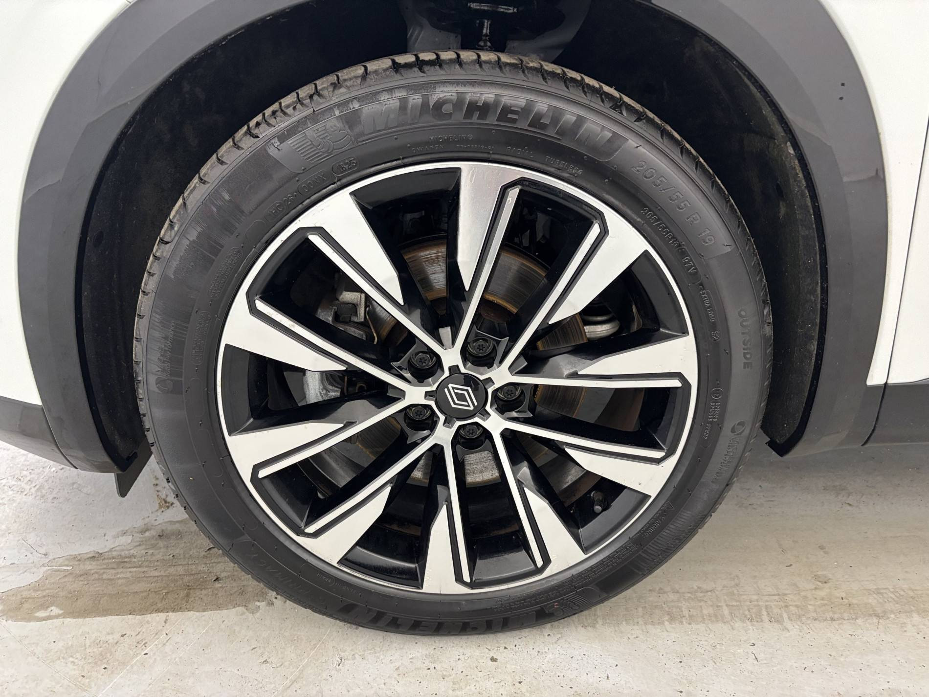 Vente en ligne Renault Austral  E-Tech hybrid 200 au prix de 27 990 €