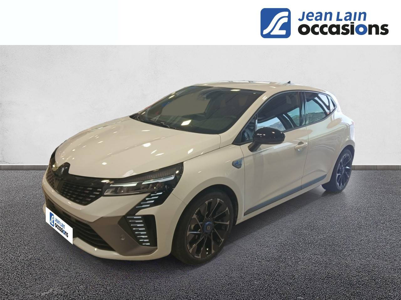 Vente en ligne RENAULT CLIO V Clio E-Tech full hybrid 145 Esprit Alpine de 2024 au prix de 22 390 €