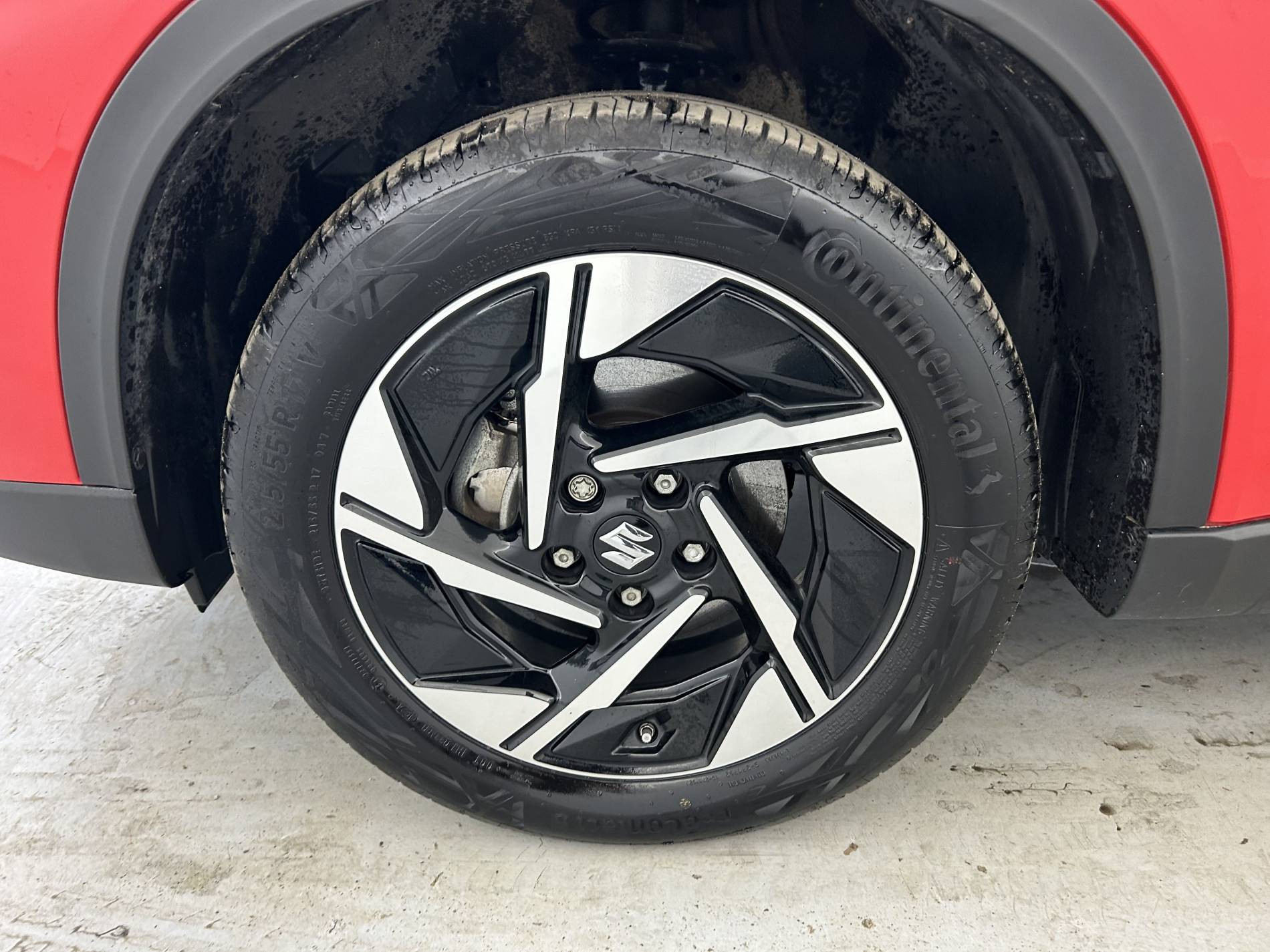 Vente en ligne Suzuki Vitara  1.5 Dualjet Hybrid Auto au prix de 22 890 €