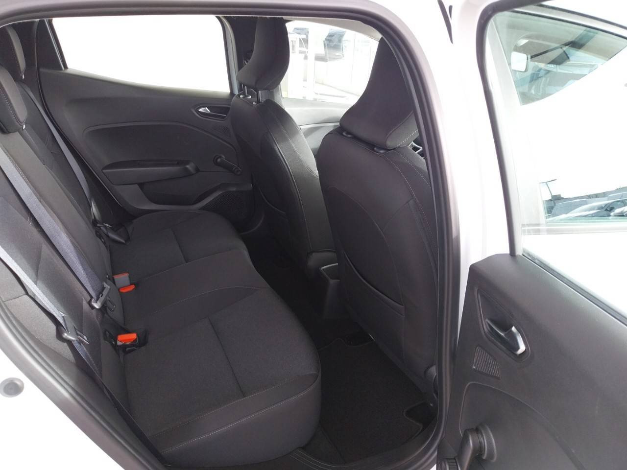 Vente en ligne Renault Clio 5 Clio TCe 90 au prix de 13 890 €