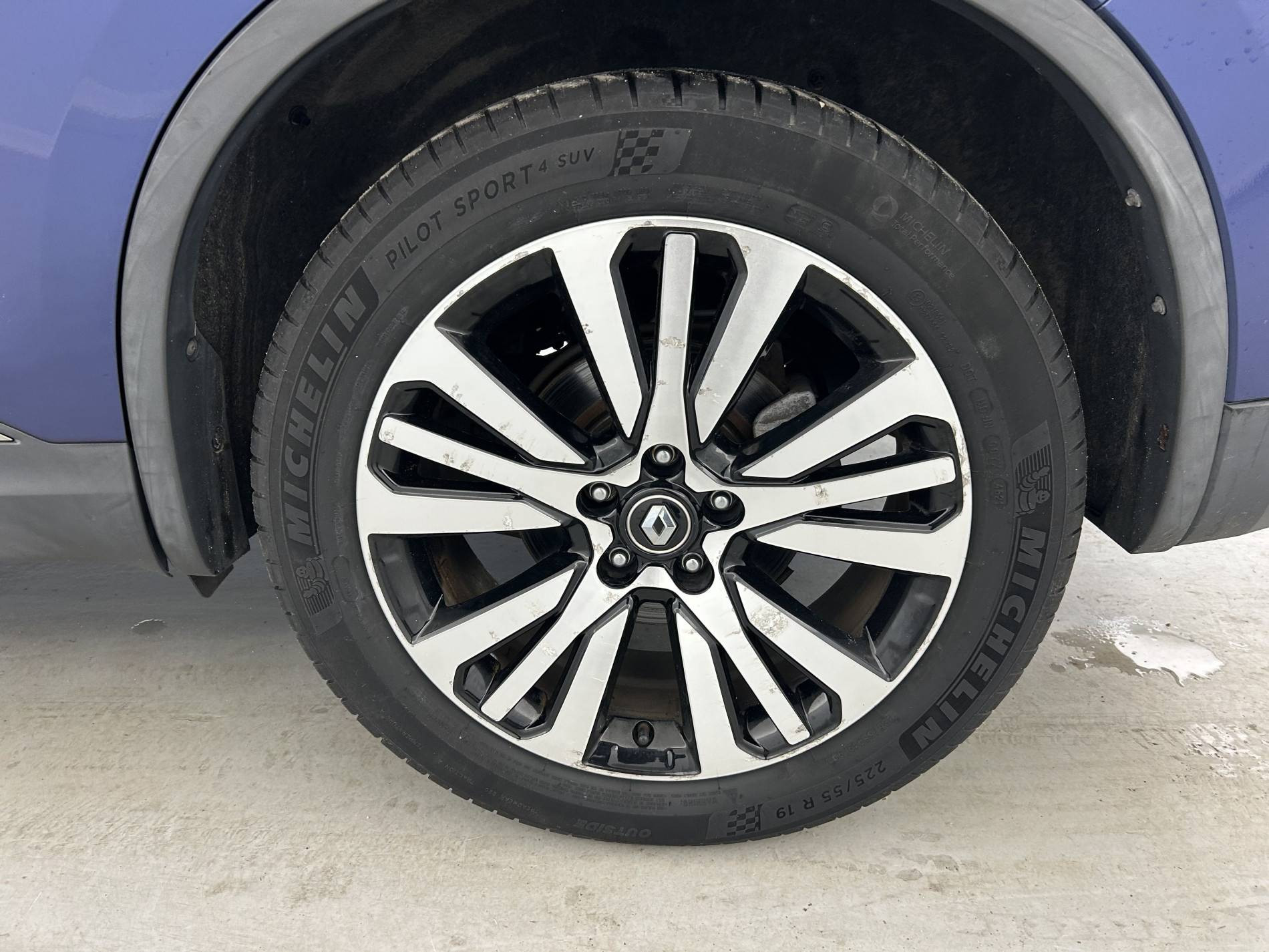 Vente en ligne Renault Koleos  dCi 175 4x2 X-tronic Energy au prix de 19 590 €