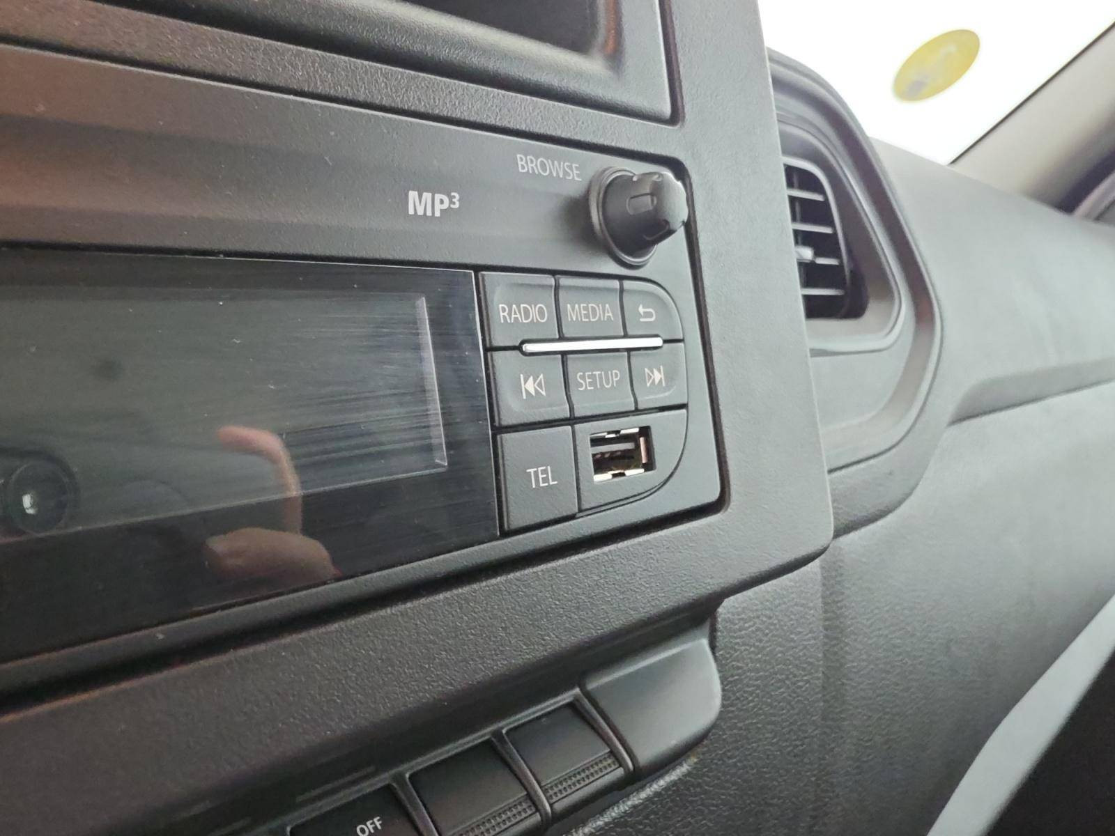 Vente en ligne Renault Master Fourgon MASTER FGN TRAC F3500 L2H2 BLUE DCI 135 au prix de 24 890 €