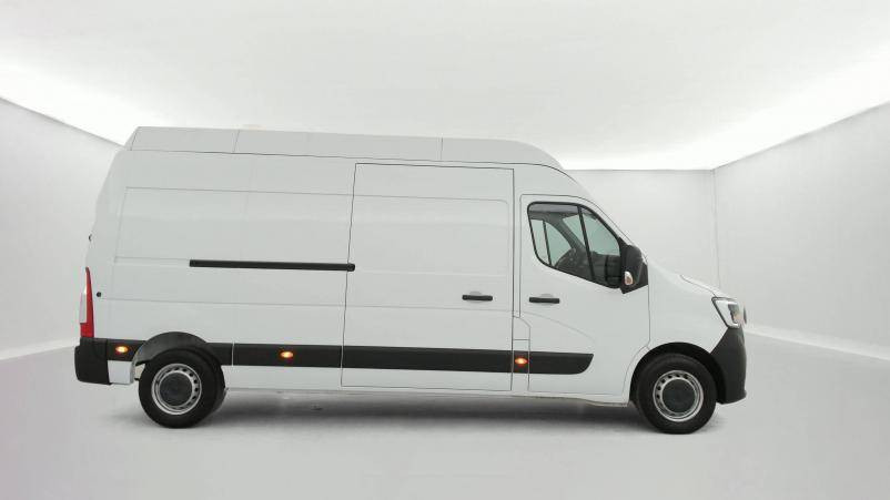 Vente en ligne Renault Master Fourgon MASTER FGN TRAC F3500 L3H3 BLUE DCI 135 au prix de 27 990 €