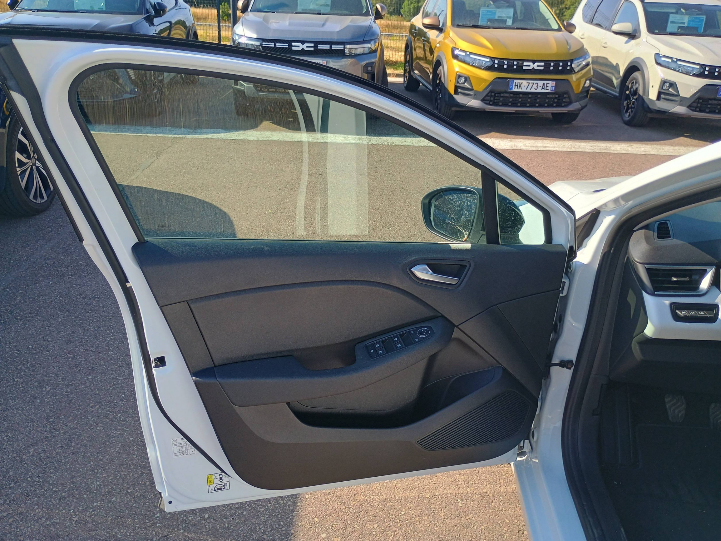 Vente en ligne Renault Clio 5 Clio TCe 90 au prix de 14 990 €