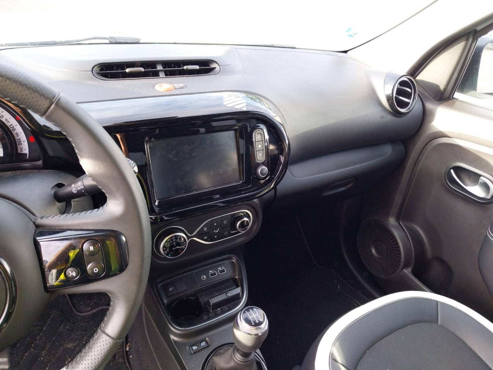 Vente en ligne Renault Twingo 3  SCe 65 au prix de 13 990 €