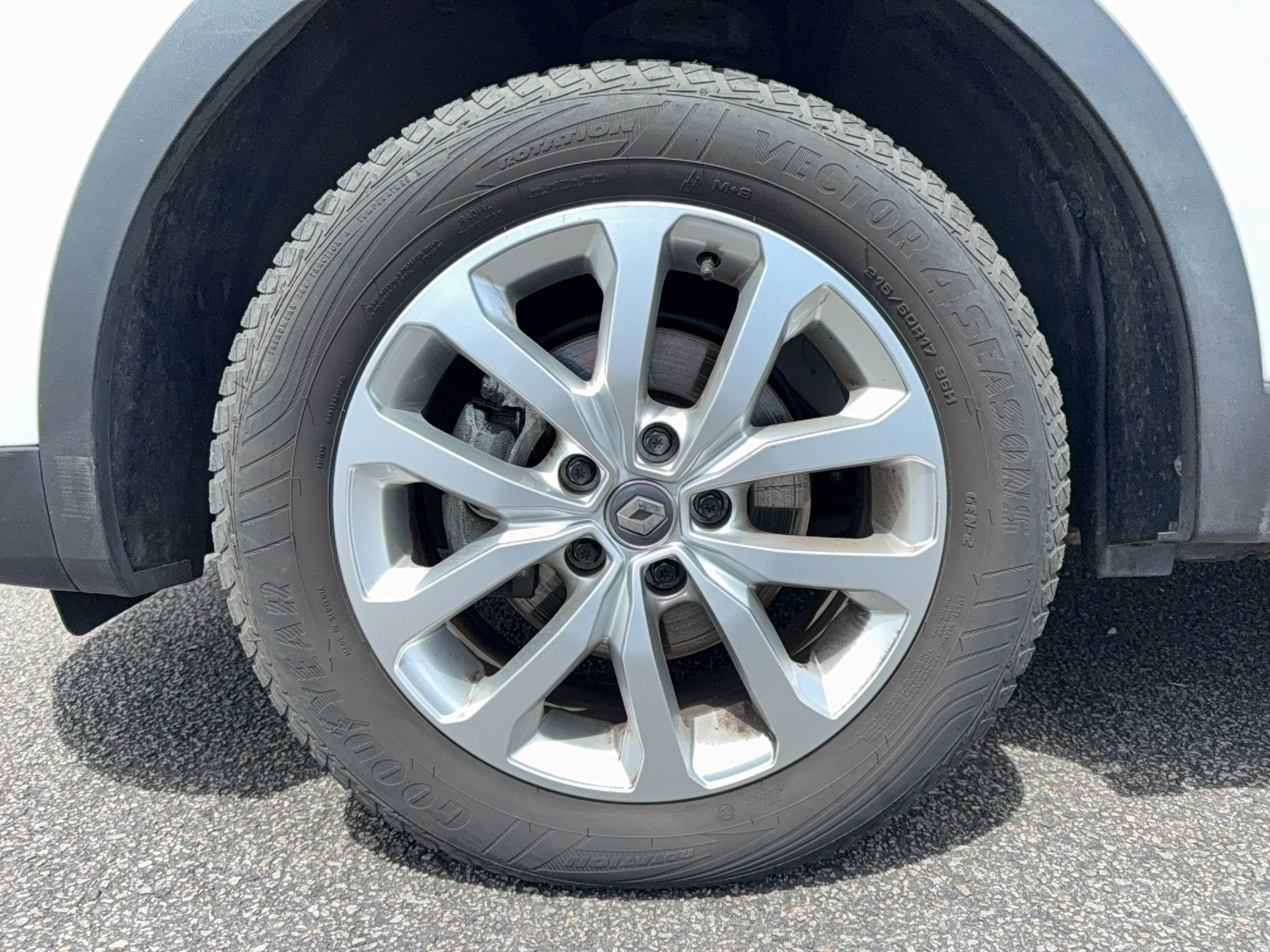 Vente en ligne Renault Kadjar  Blue dCi 115 au prix de 16 590 €
