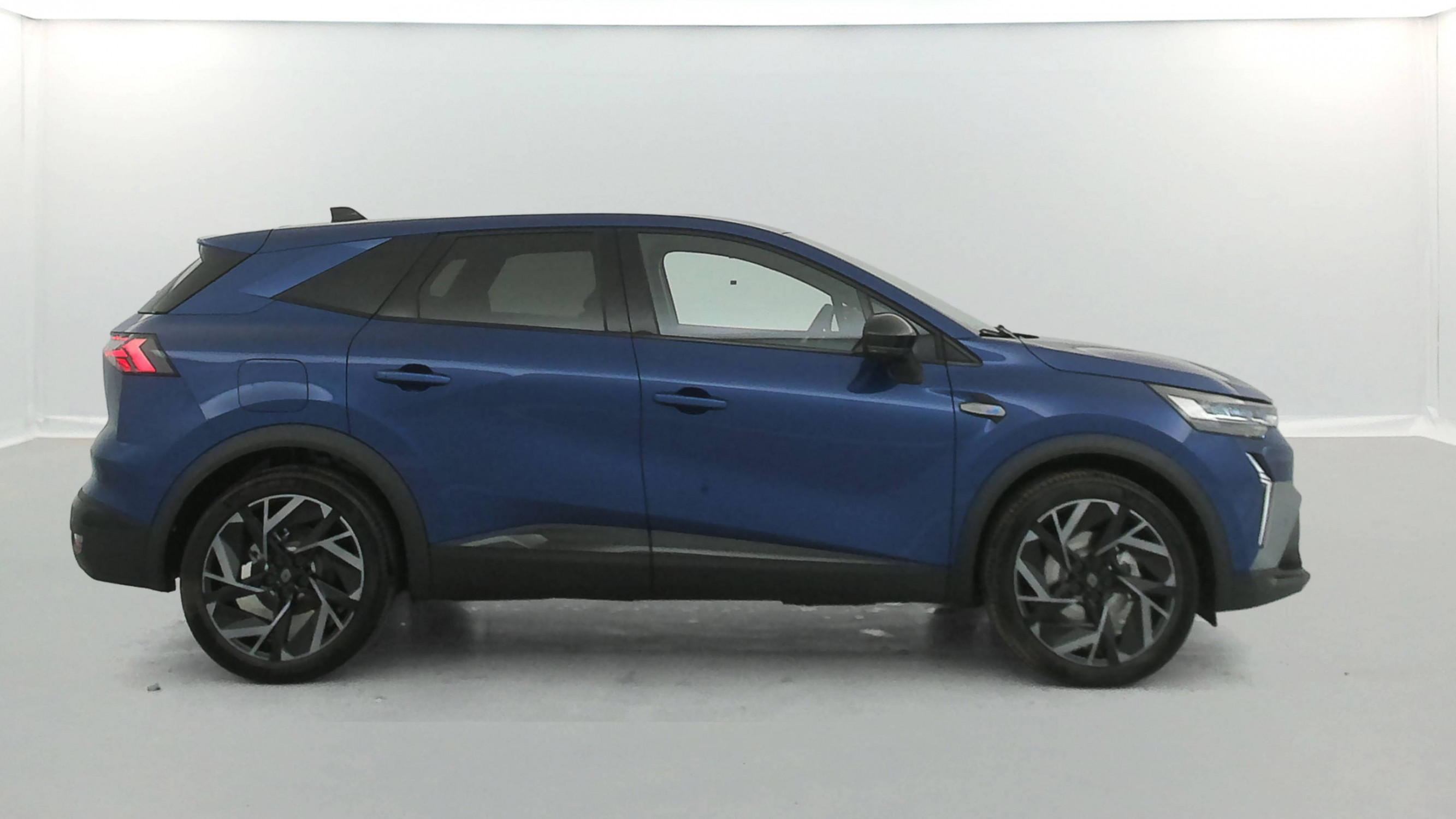 Vente en ligne Renault Symbioz  E-Tech full hybrid 145 au prix de 29 990 €