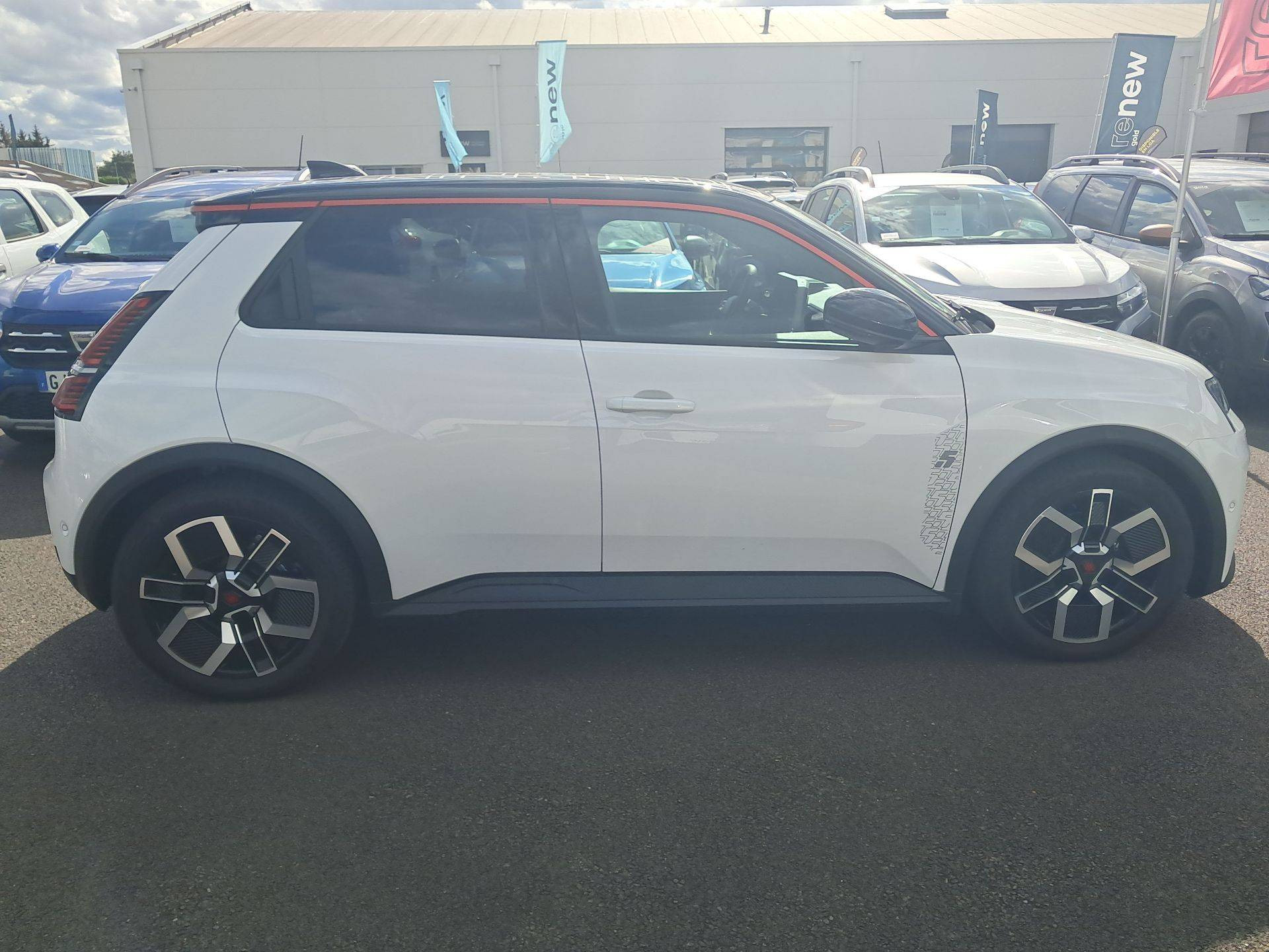 Vente en ligne Renault R5 E-Tech  150 ch autonomie confort au prix de 29 490 €