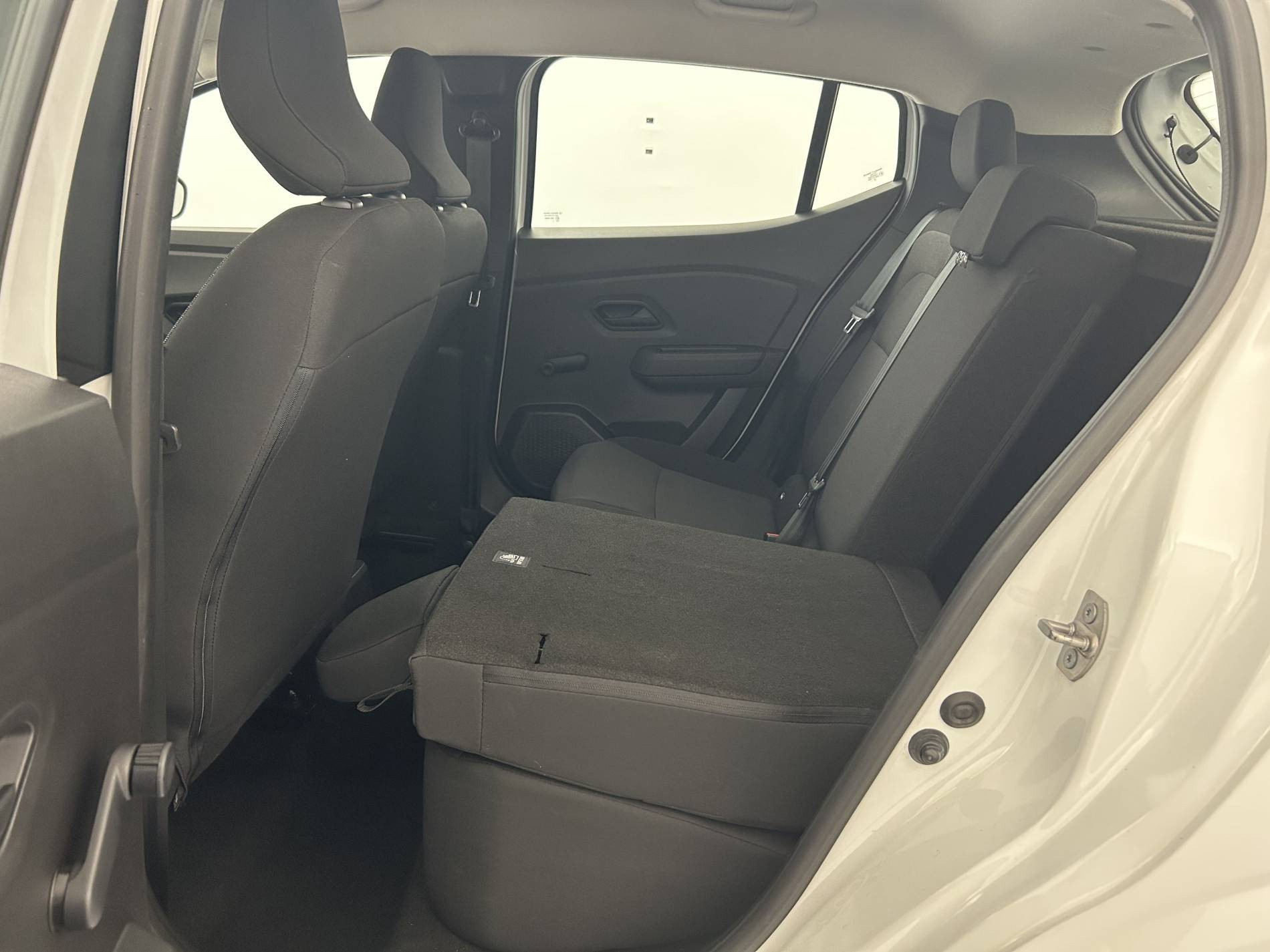 Vente en ligne Dacia Sandero  ECO-G 100 au prix de 11 490 €