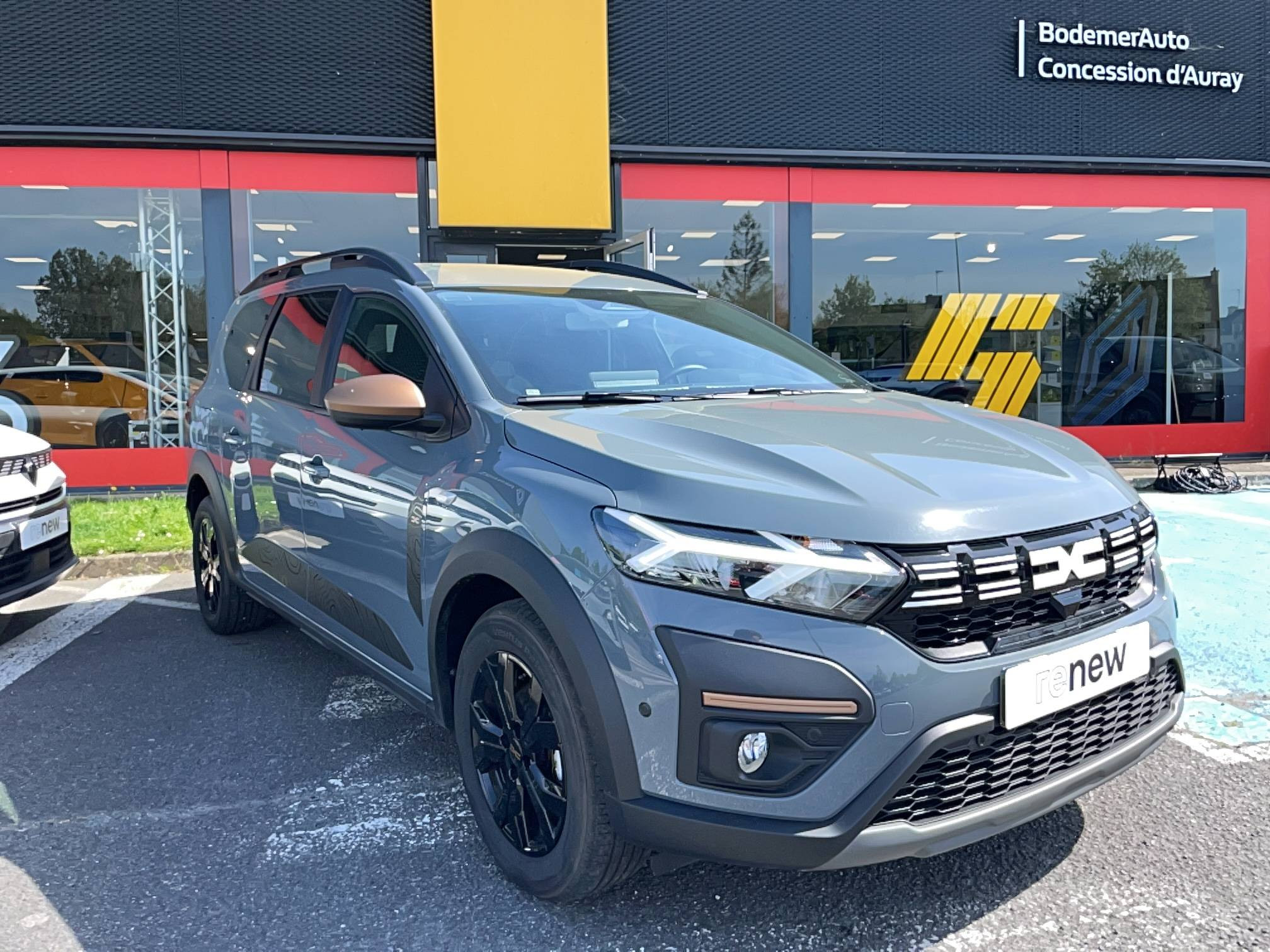 Dacia Jogger  TCe 110 7 places GSR2 occasion de 2025 en vente à Auray