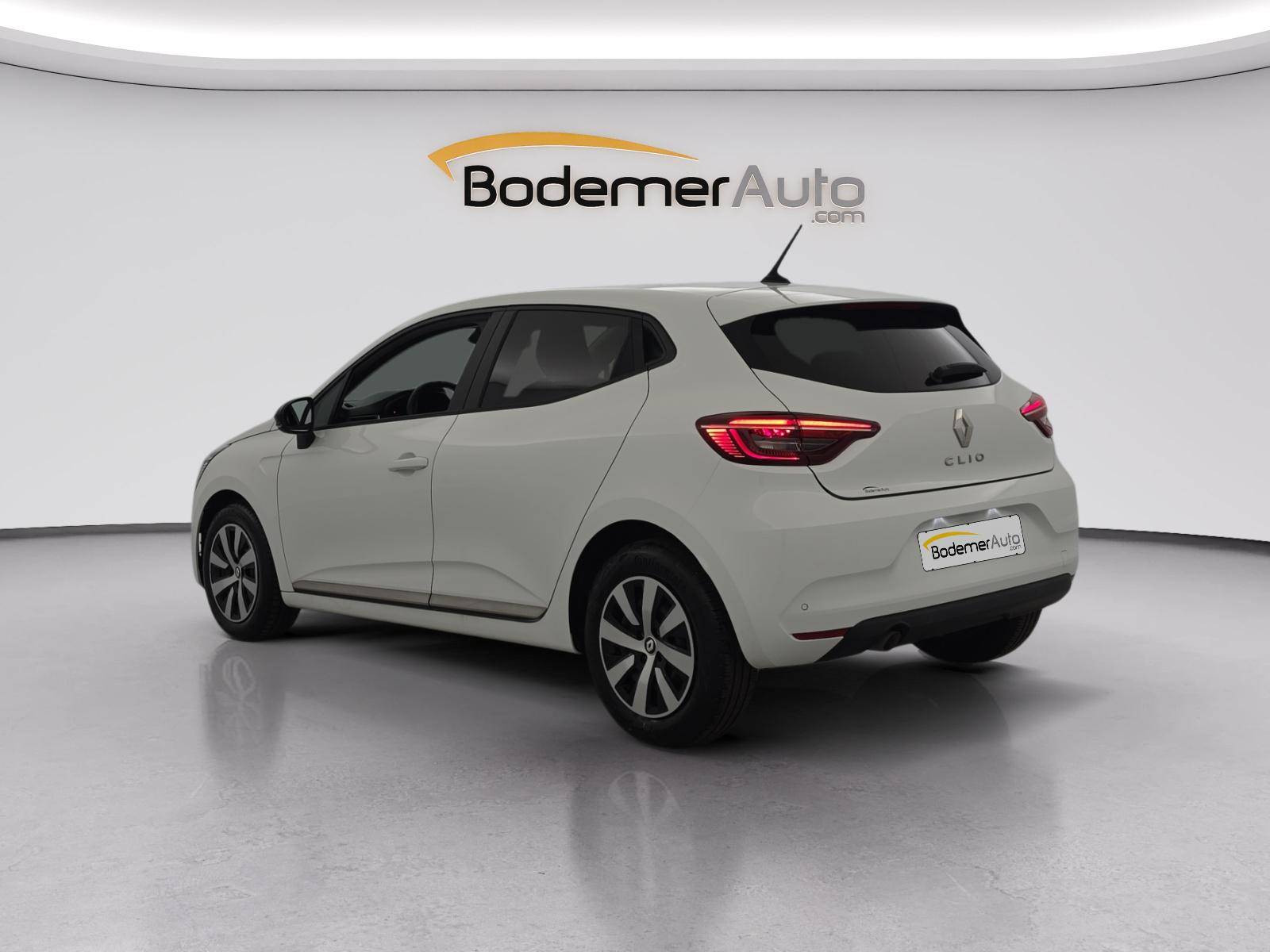 Vente en ligne Renault Clio 5 Clio TCe 90 au prix de 13 489 €