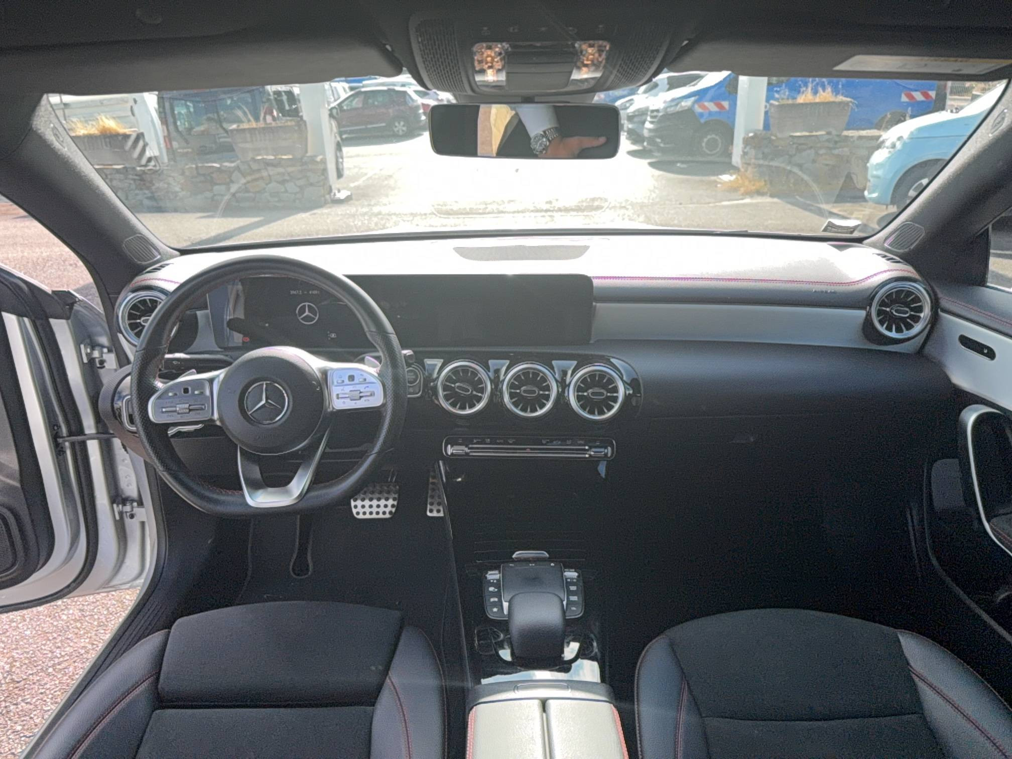 Vente en ligne Mercedes CLA Shooting Brake CLA Coupé 180 d 8G-DCT au prix de 25 990 €