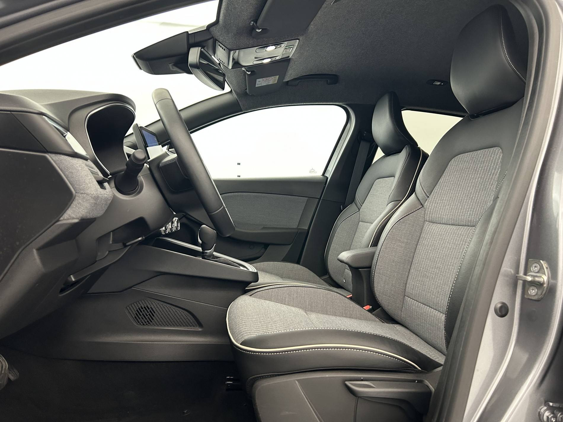 Vente en ligne Renault Clio 5 Clio E-Tech full hybrid 145 au prix de 19 290 €
