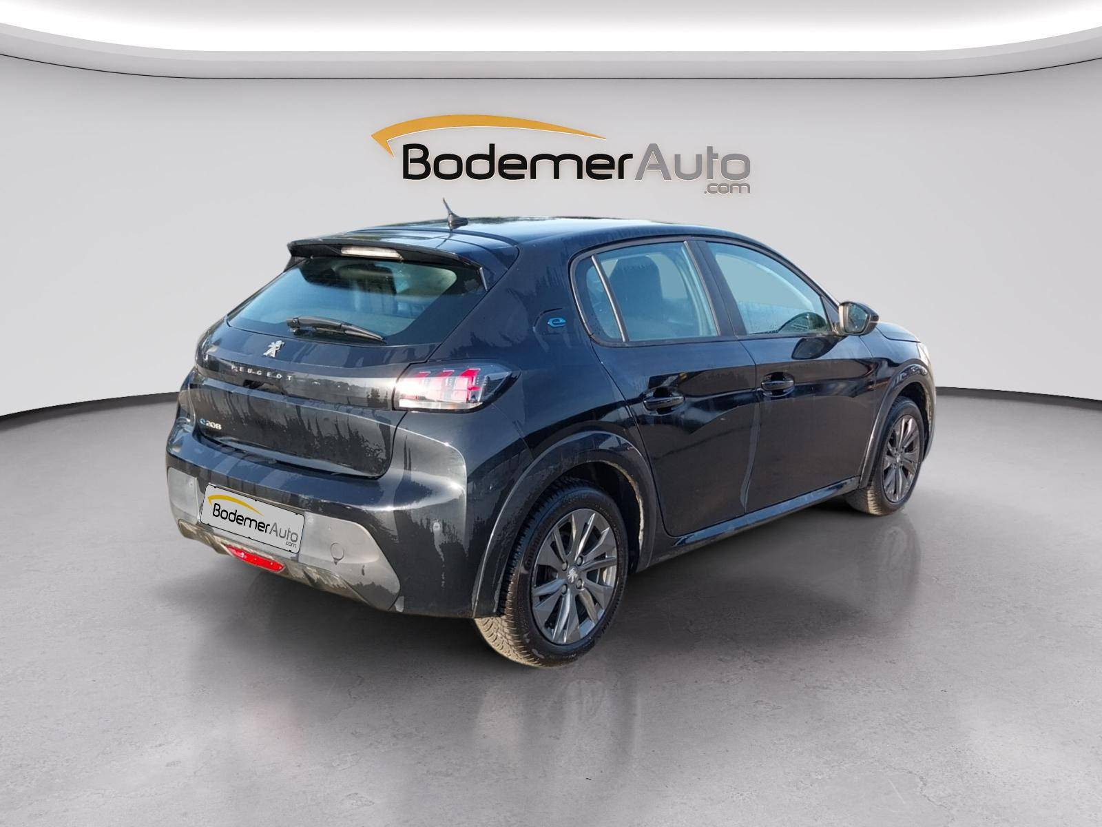 Vente en ligne Peugeot E-208  50 kWh 136ch au prix de 15 900 €