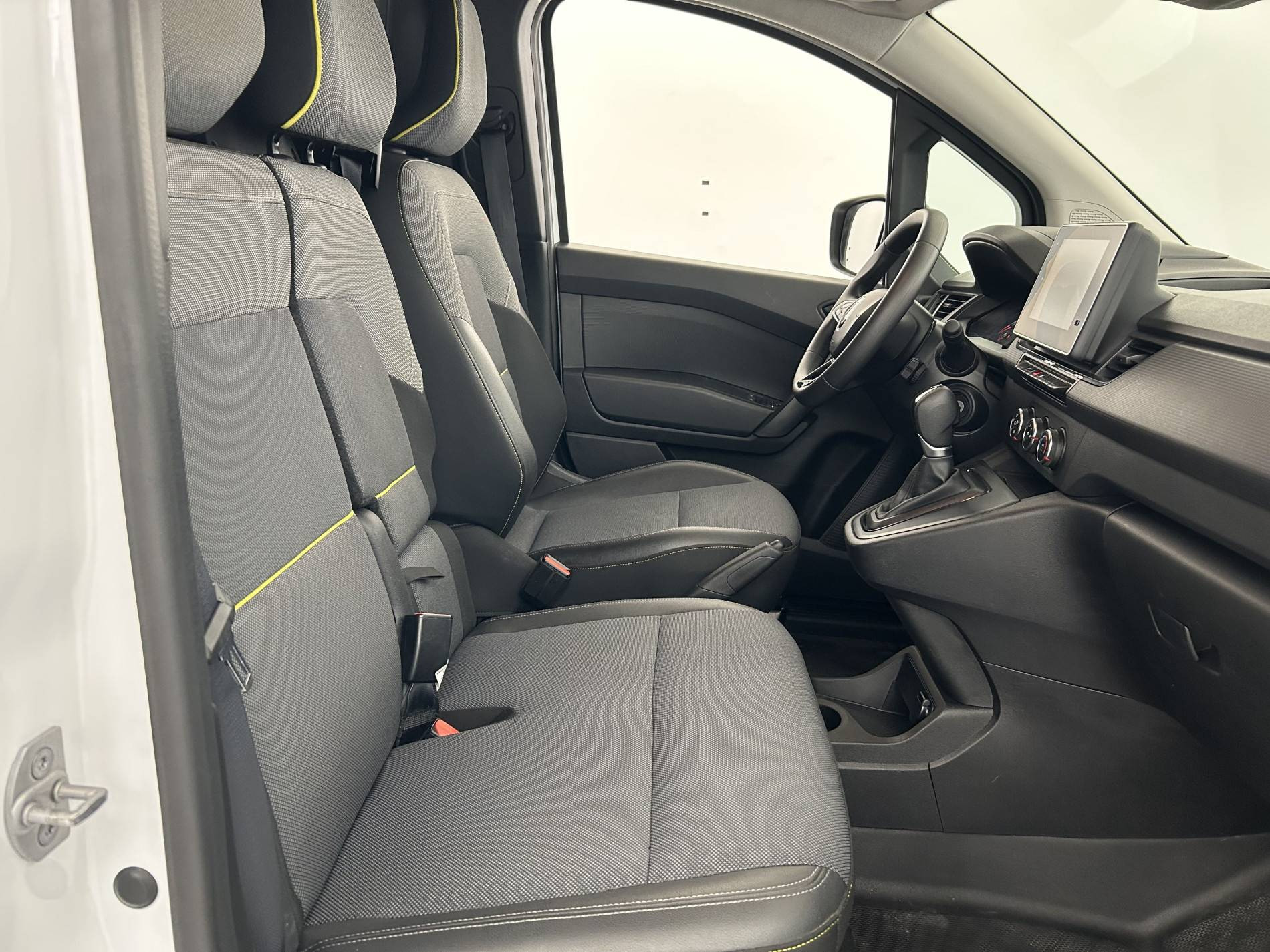 Vente en ligne Renault Kangoo Van  BLUE DCI 115 EDC au prix de 19 890 €