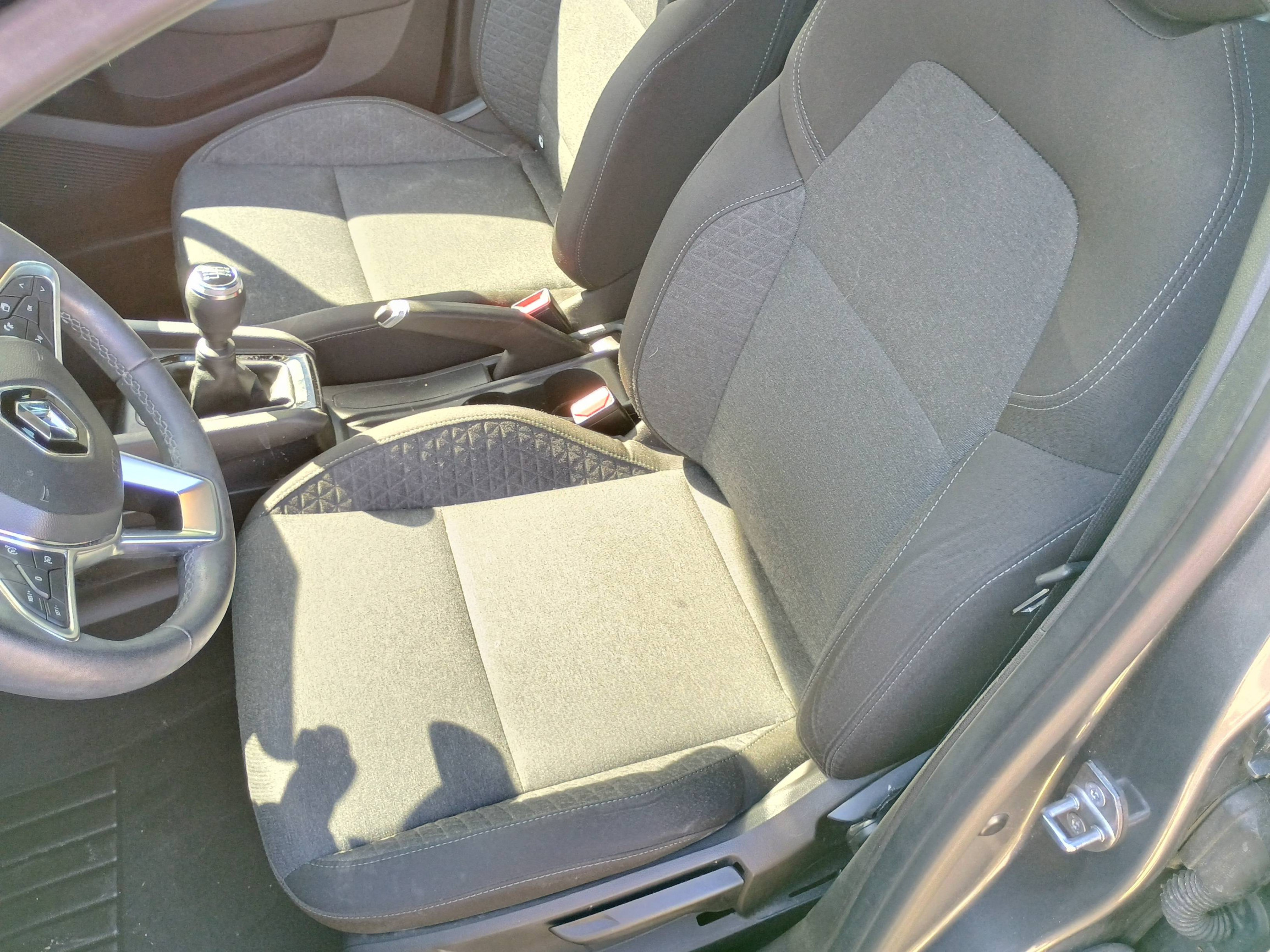 Vente en ligne Renault Clio 5 Clio TCe 90 au prix de 13 990 €