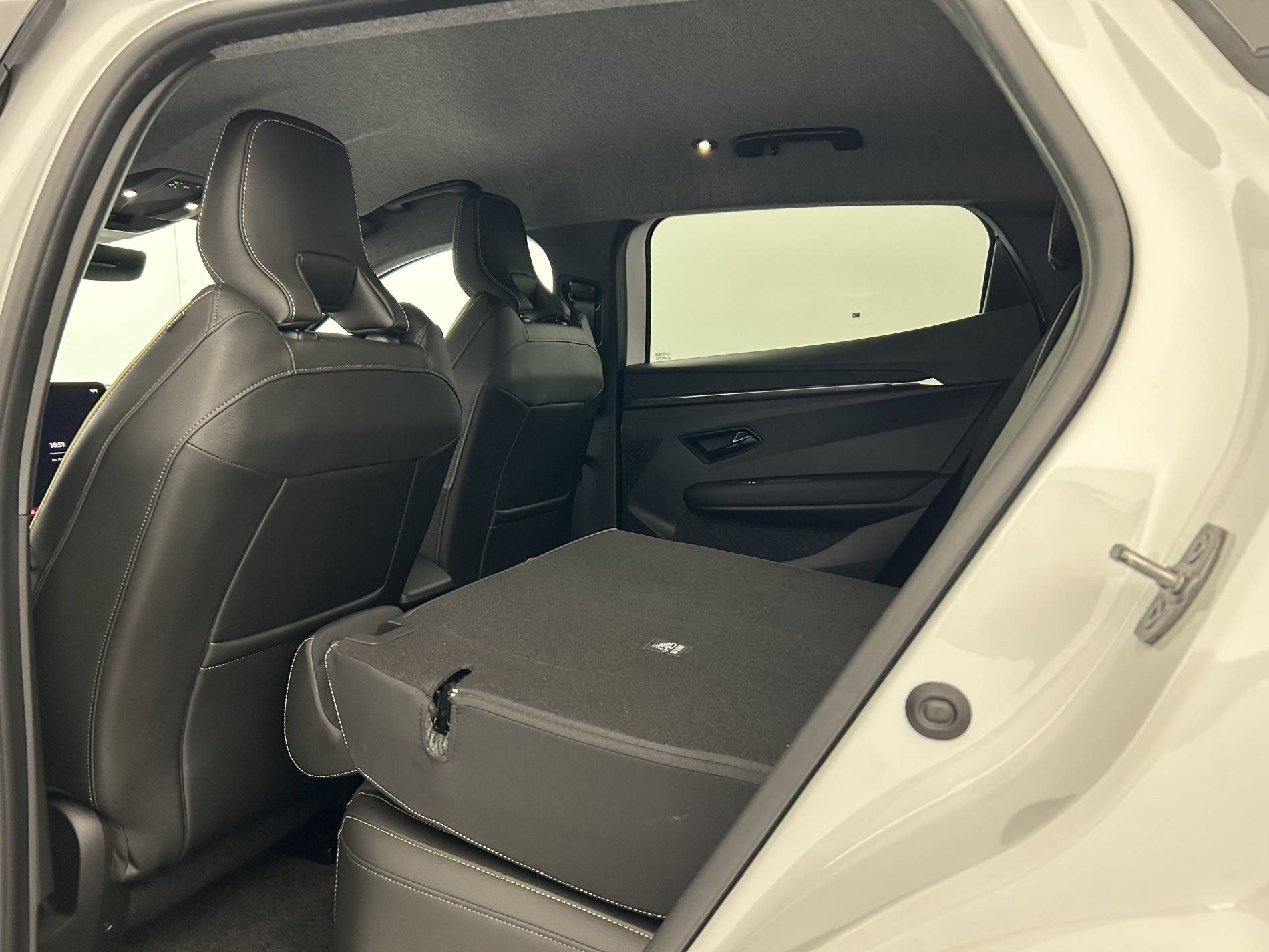 Vente en ligne Renault Megane E-Tech  220 ch autonomie confort GSR2 au prix de 32 791 €