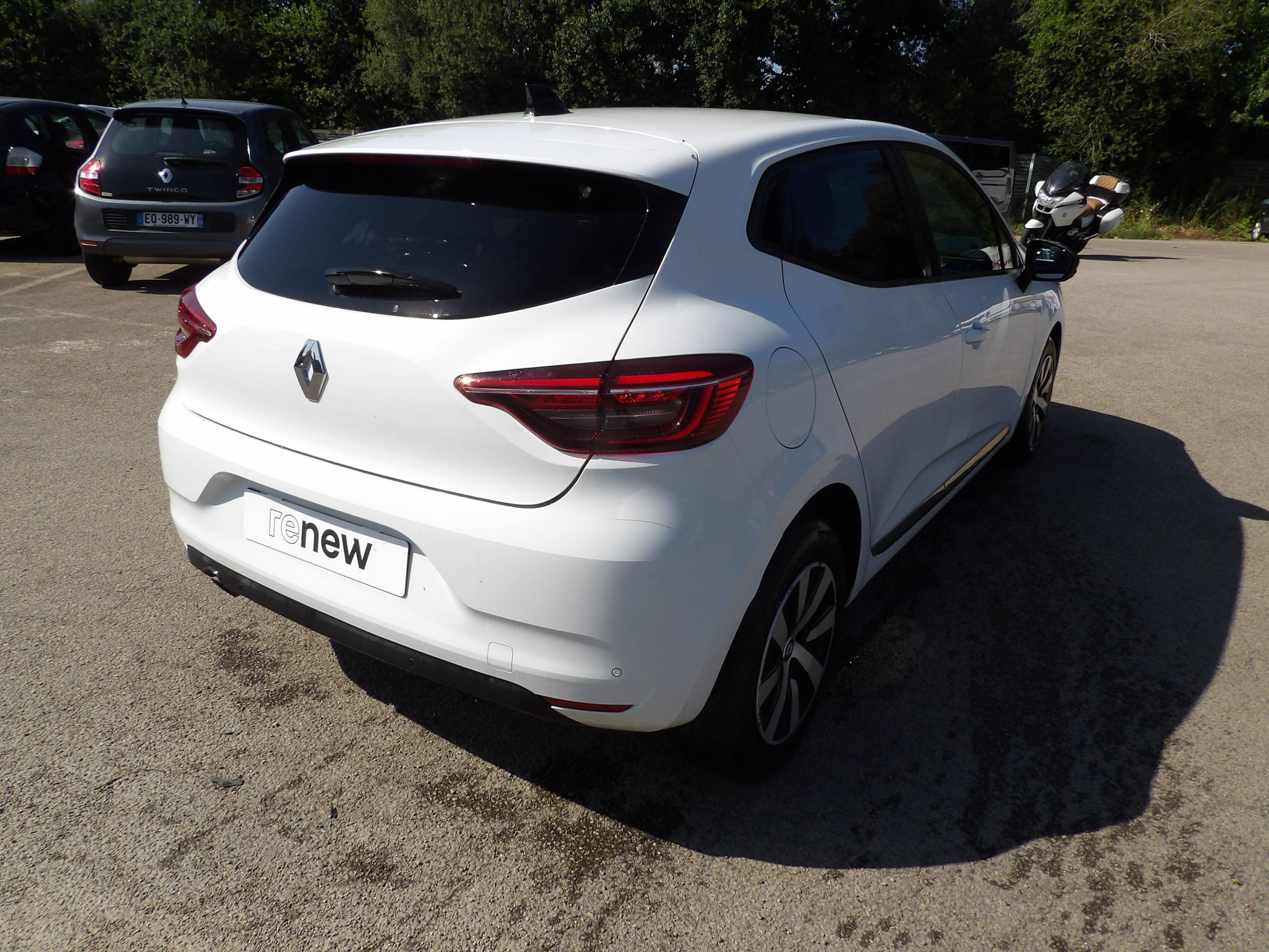 Vente en ligne Renault Clio 5 Clio TCe 90 au prix de 14 299 €