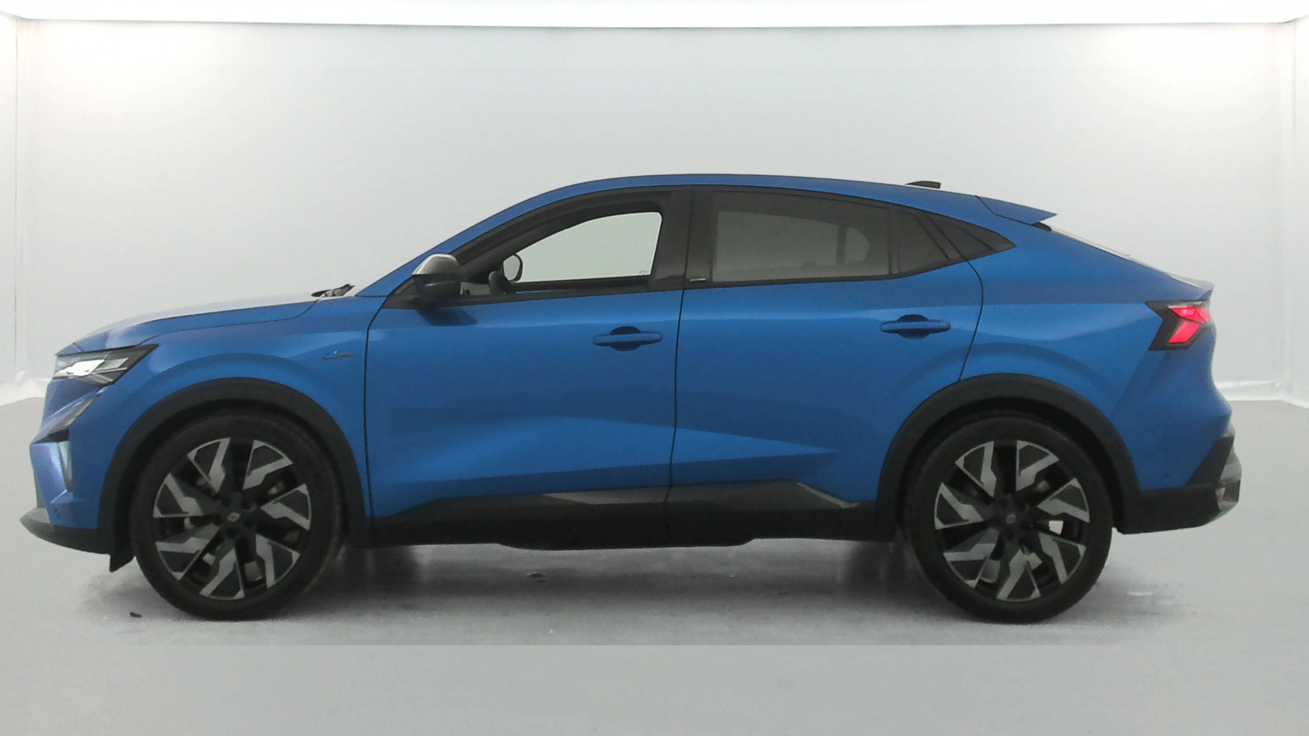 Vente en ligne Renault Rafale  E-Tech full hybrid 200 ch au prix de 40 490 €