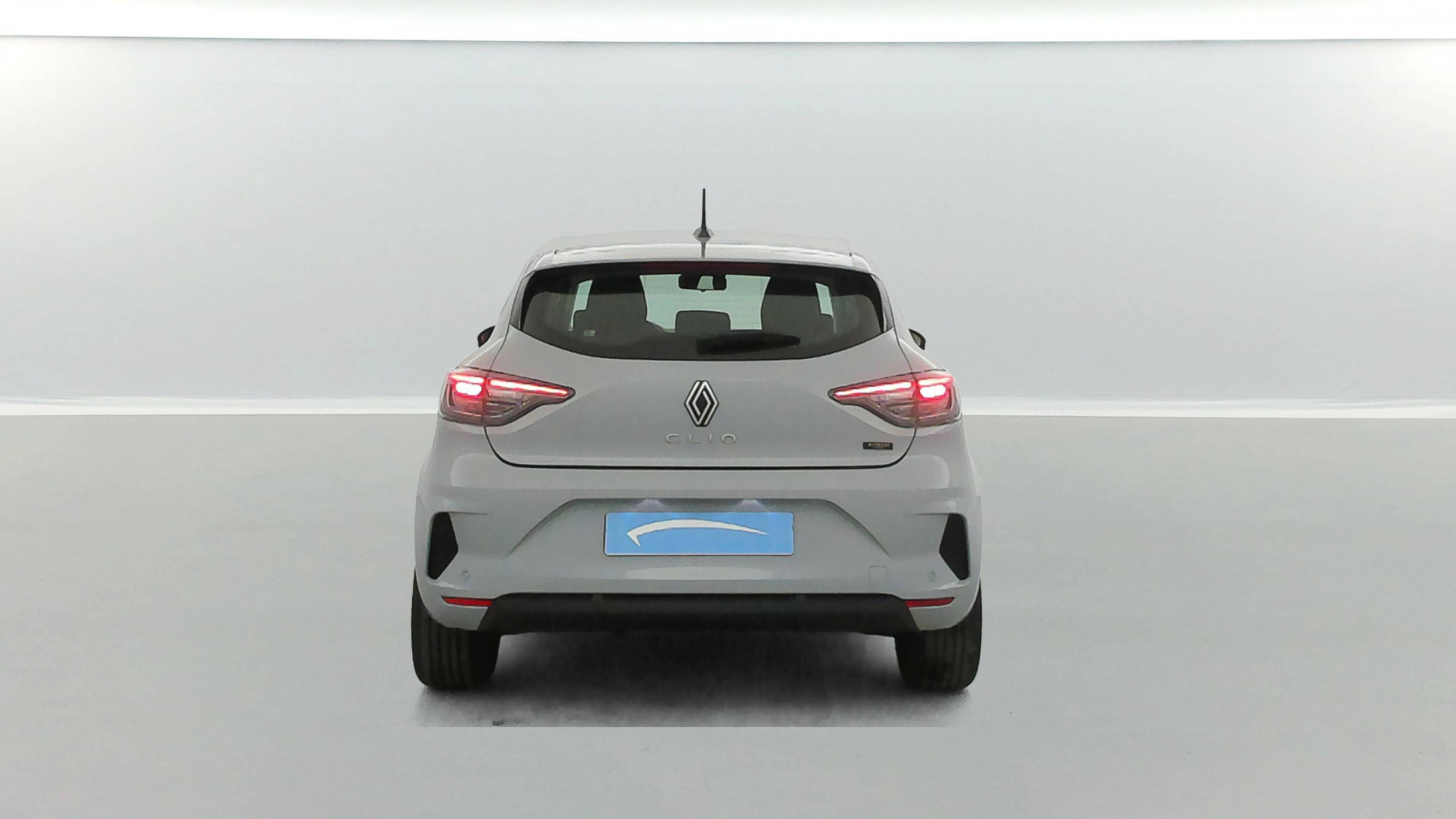 Vente en ligne Renault Clio 5 Clio E-Tech full hybrid 145 ch GSR2 au prix de 19 790 €