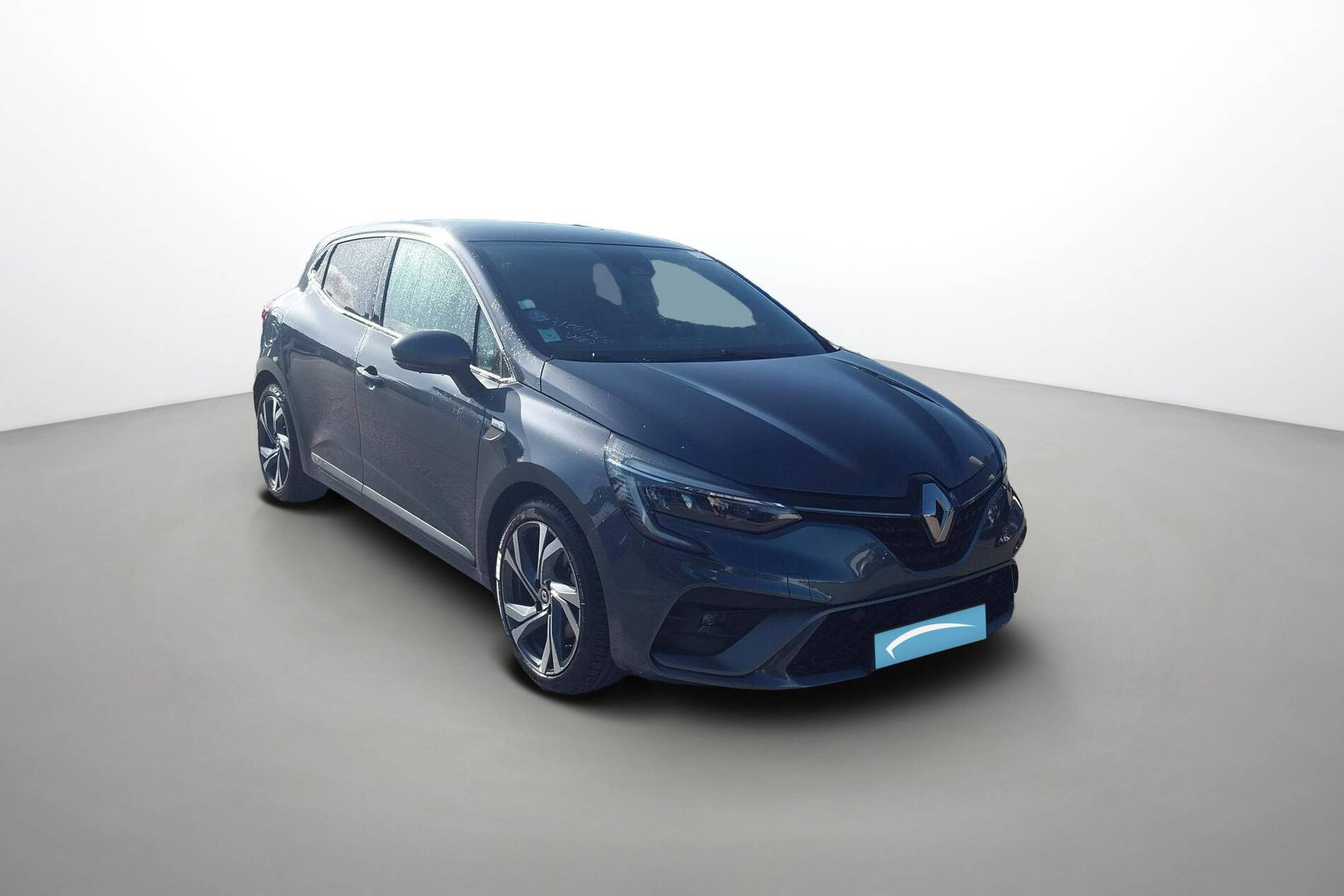 Vente en ligne Renault Clio 5 Clio E-Tech 140 - 21N au prix de 17 990 €