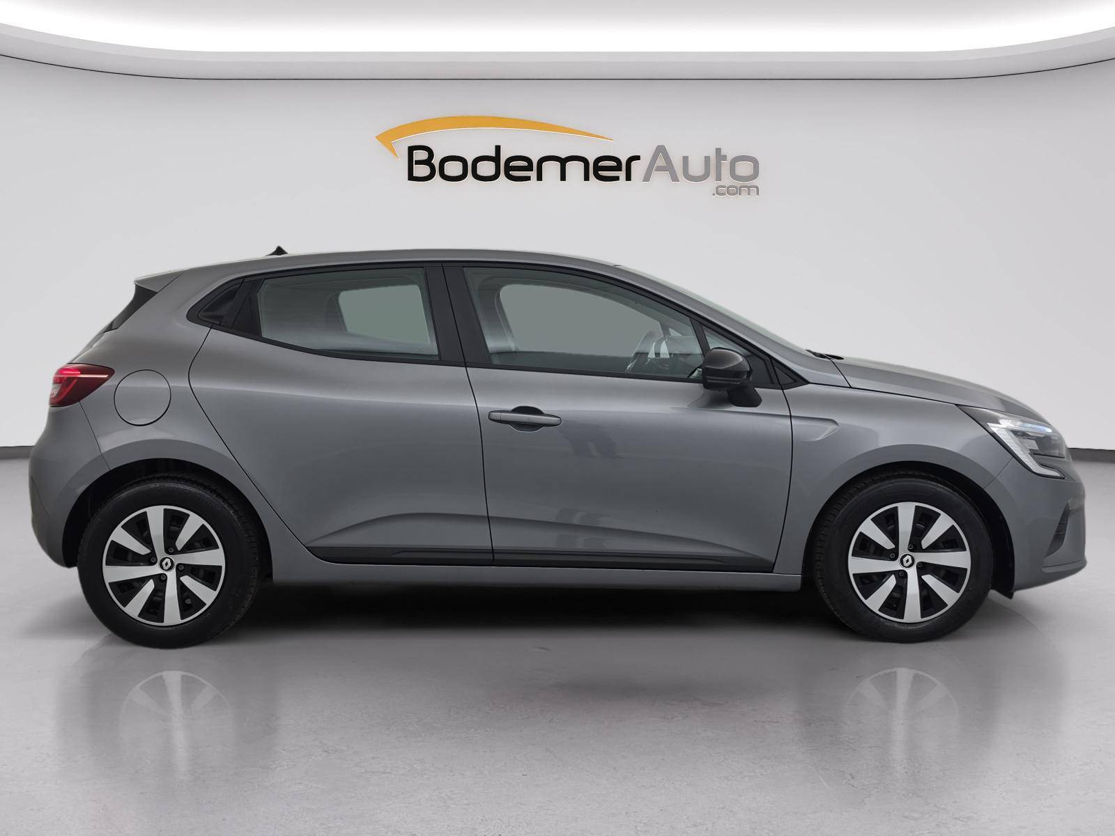 Vente en ligne Renault Clio 5 Clio TCe 90 au prix de 14 290 €
