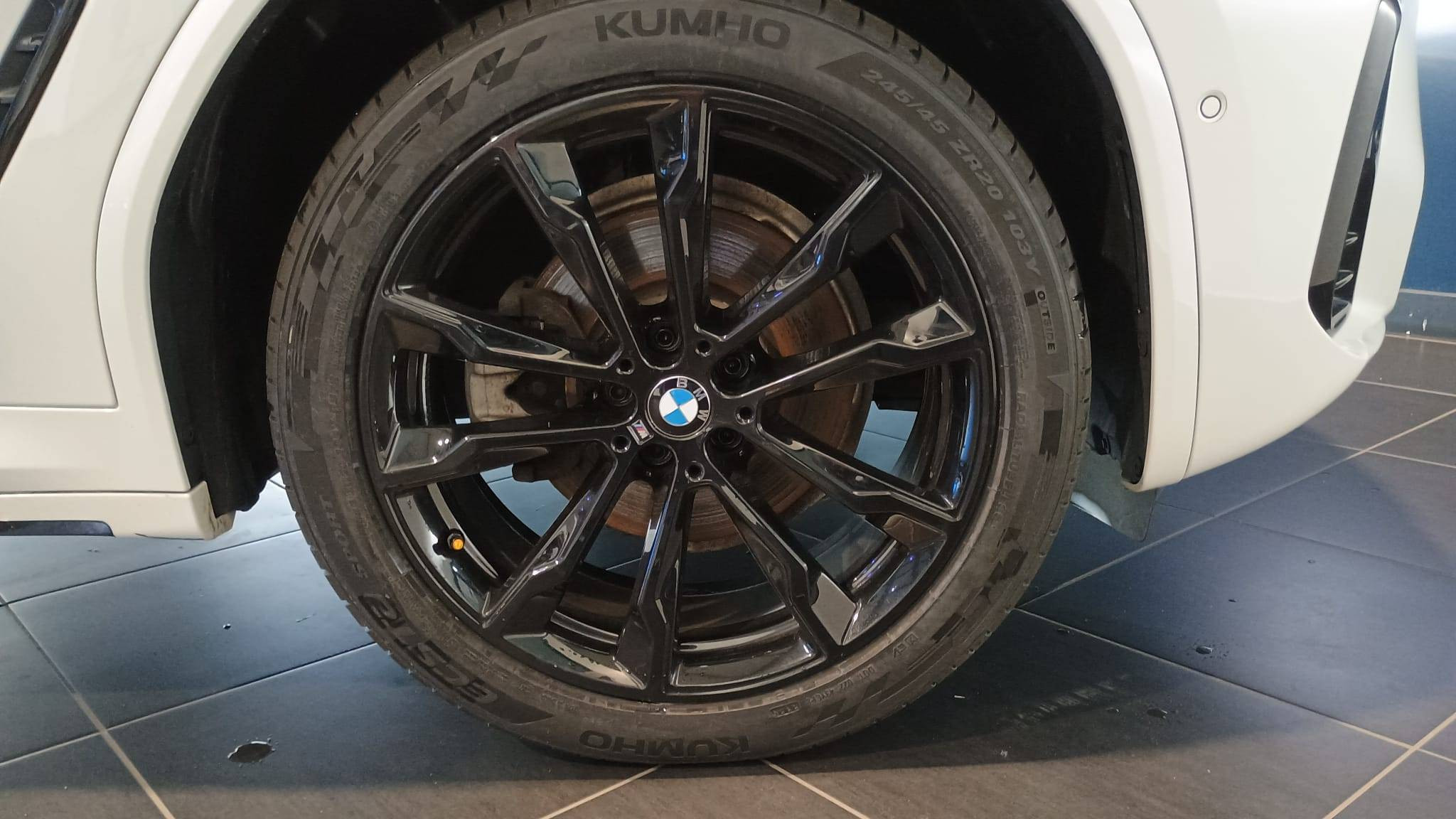 Vente en ligne Bmw X4 X4 xDrive20d 190 ch BVA8 au prix de 47 990 €