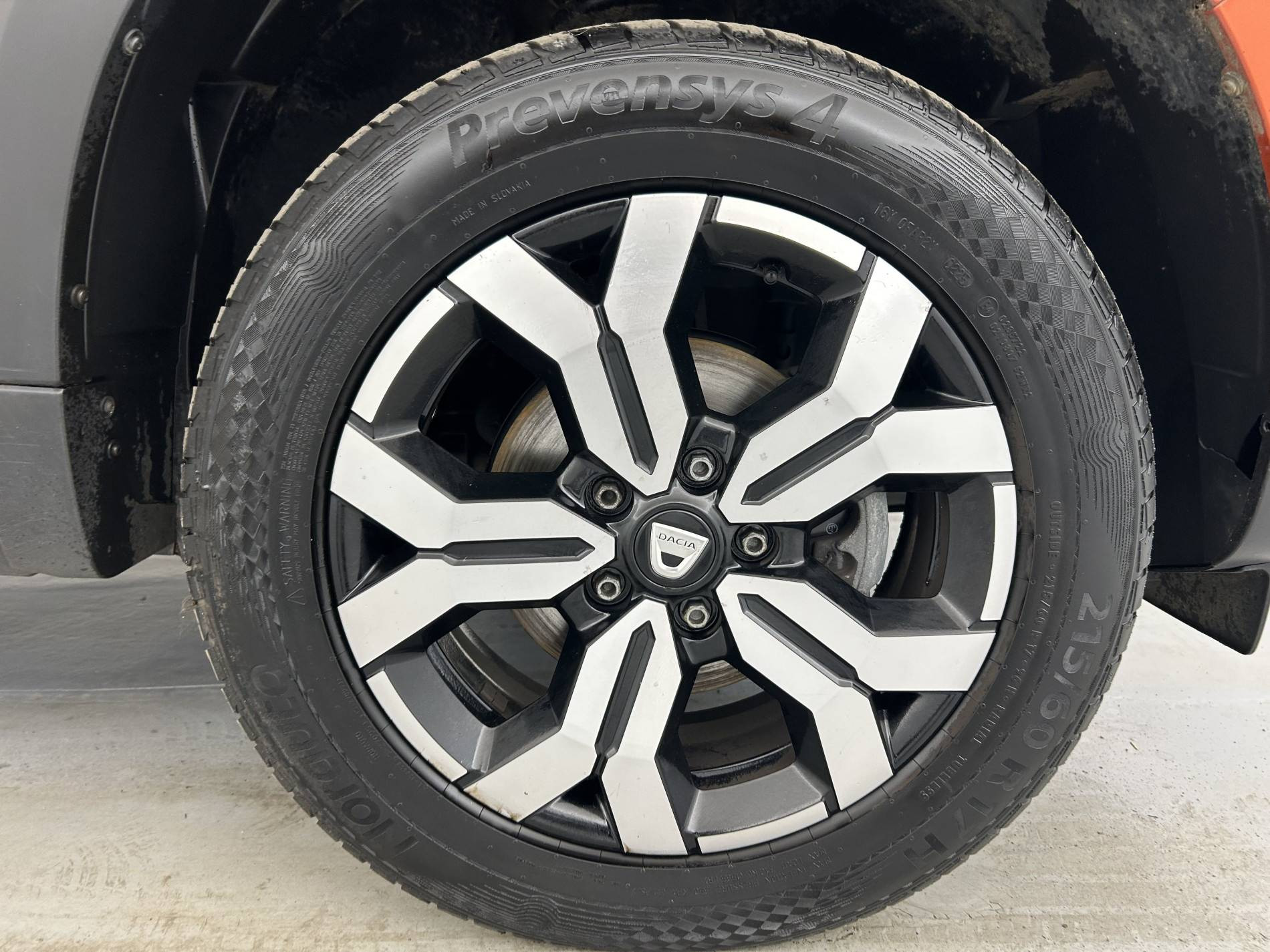Vente en ligne Dacia Duster  Blue dCi 115 4x2 au prix de 17 490 €