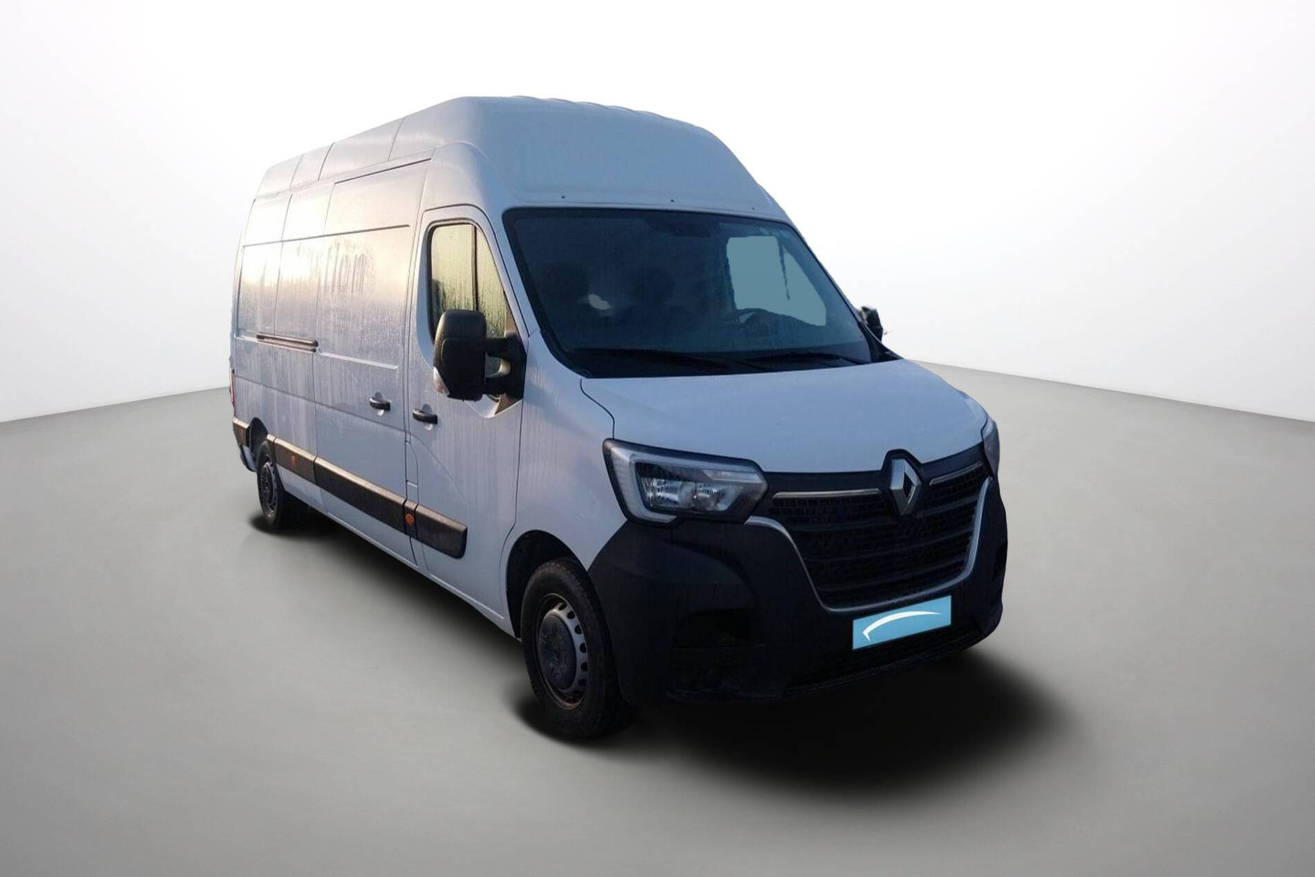 Vente en ligne Renault Master Fourgon MASTER FGN TRAC F3500 L3H3 BLUE DCI 135 au prix de 29 900 €