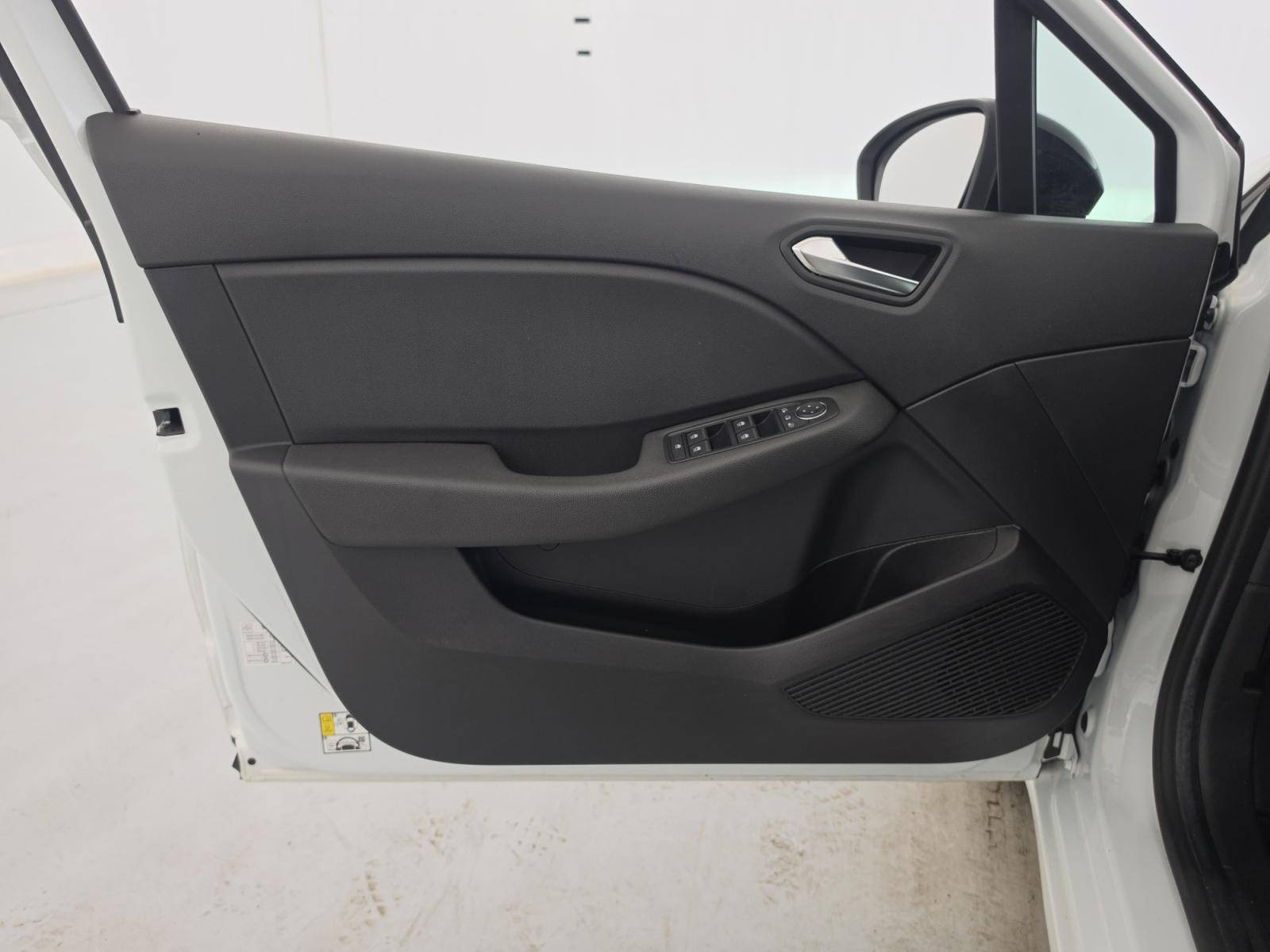 Vente en ligne Renault Clio 5 Clio SCe 65 au prix de 12 990 €