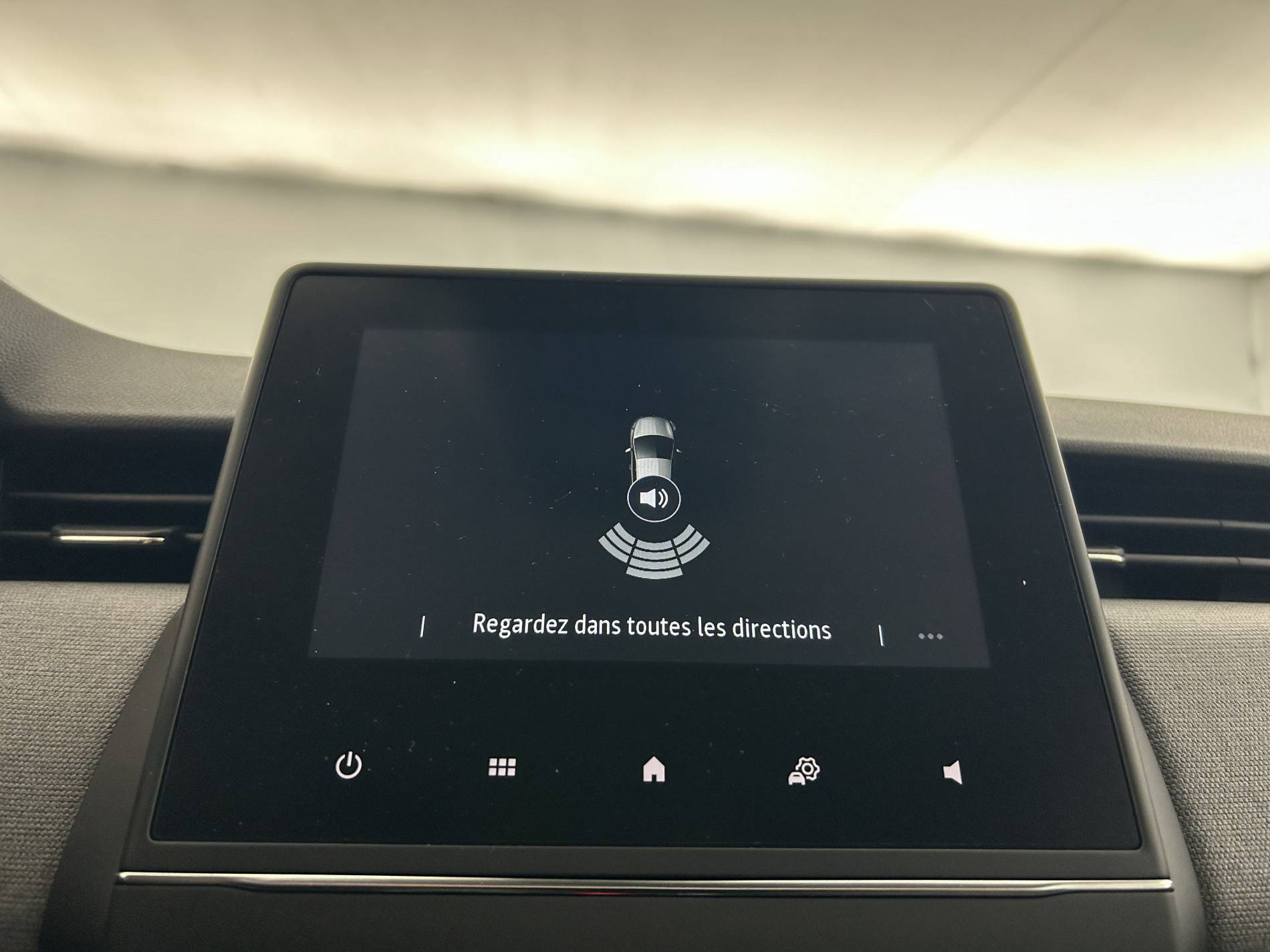 Vente en ligne Renault Clio 5 Clio TCe 90 au prix de 15 400 €