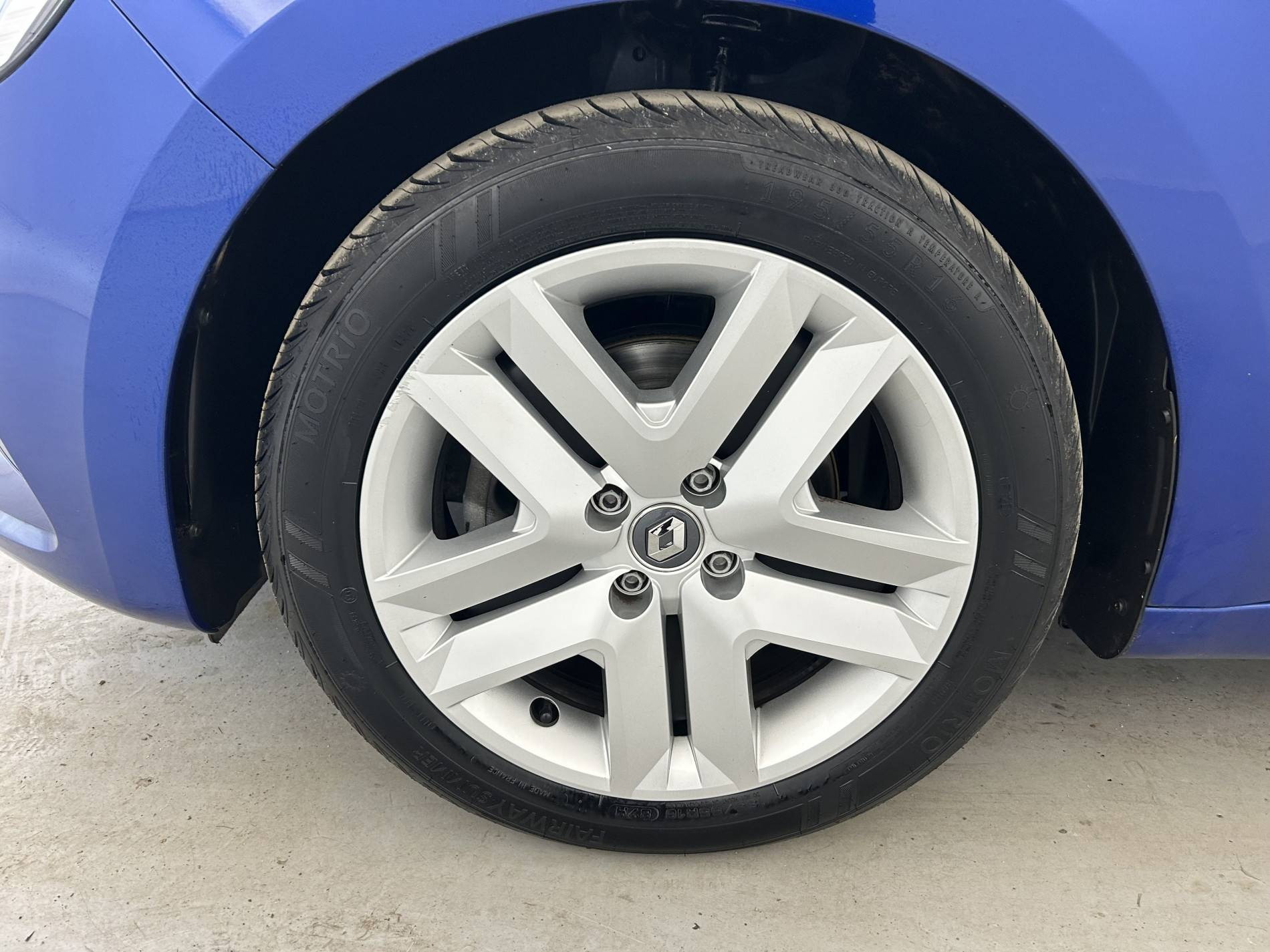 Vente en ligne Renault Clio 5 Clio Blue dCi 100 - 21N au prix de 14 990 €