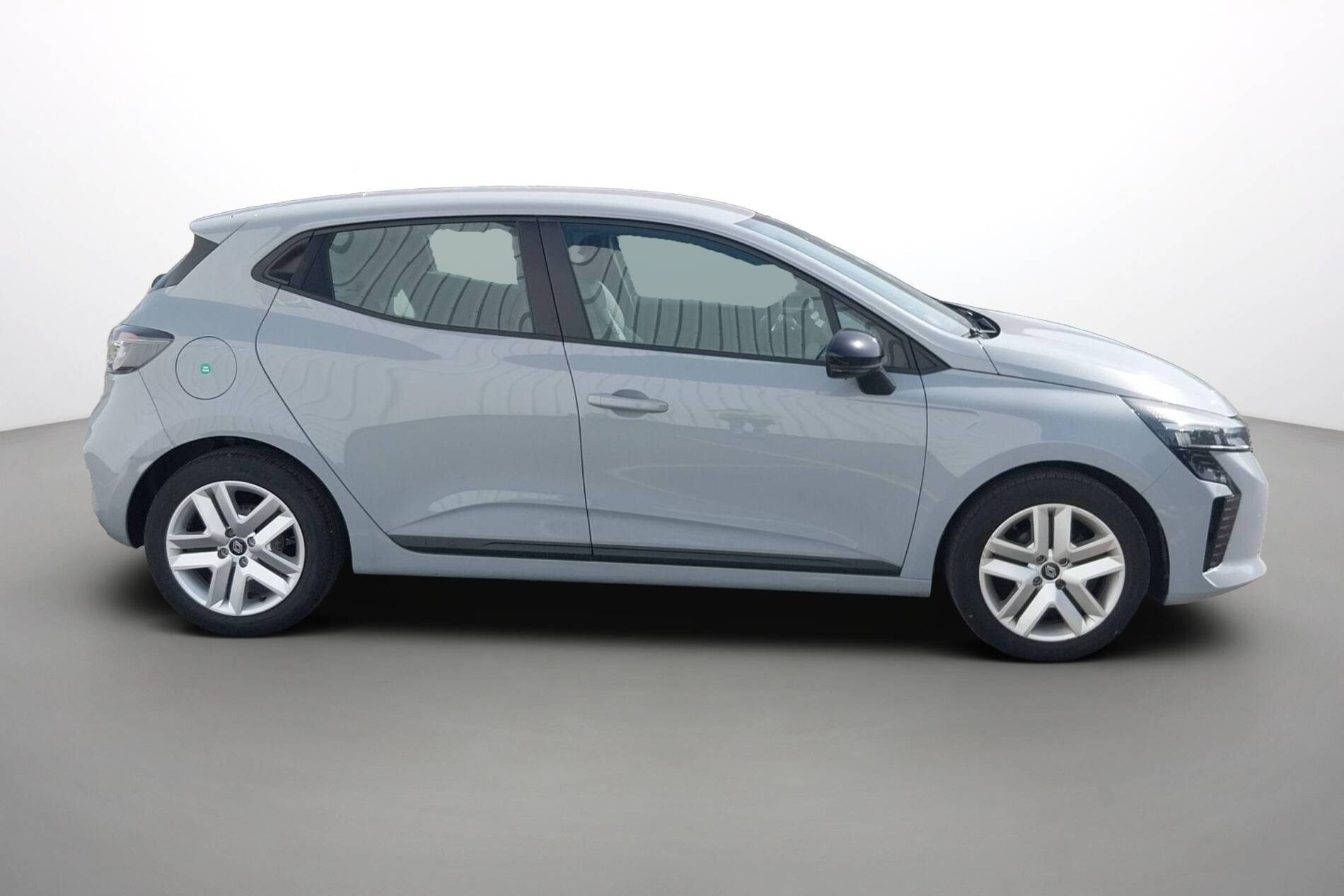 Vente en ligne Renault Clio 5 Clio TCe 90 au prix de 14 790 €