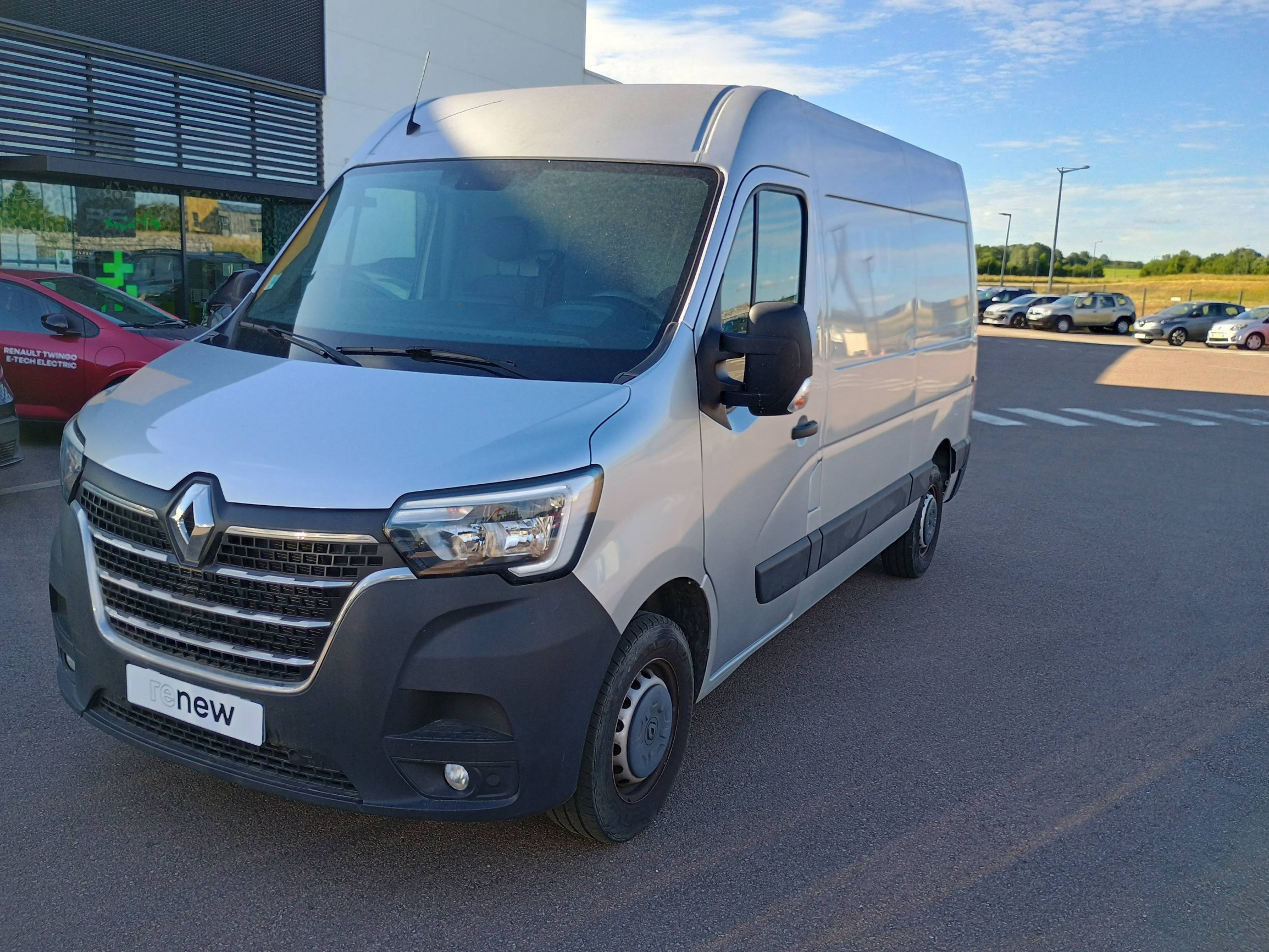 Renault Master Fourgon MASTER FGN TRAC F3500 L2H2 BLUE DCI 180 occasion de 2022 en vente à Alençon
