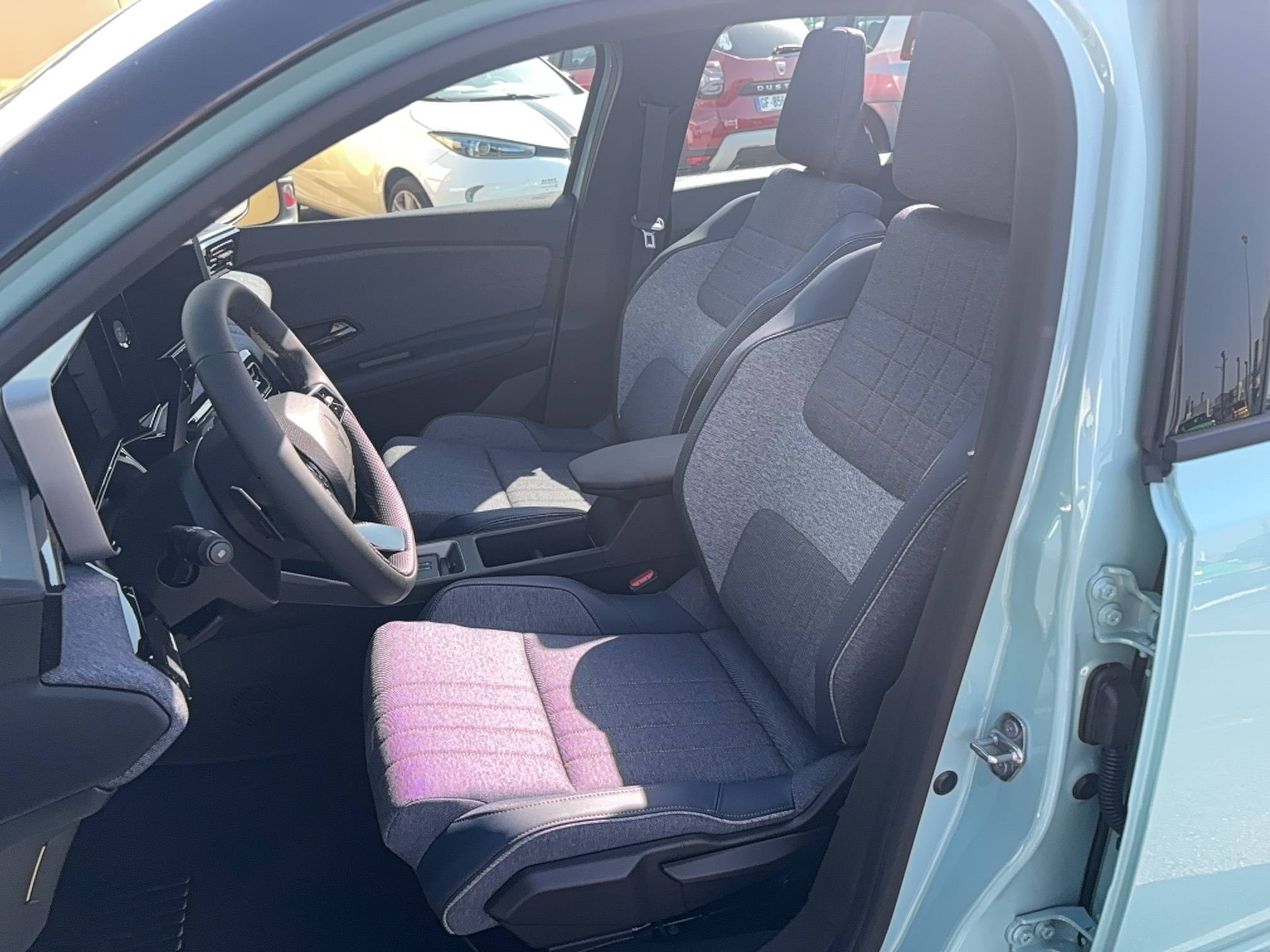 Vente en ligne Renault R4 E-Tech  150 ch autonomie confort au prix de 36 900 €